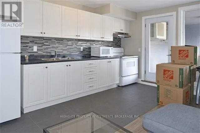 5 - 84 HARBORD STREET