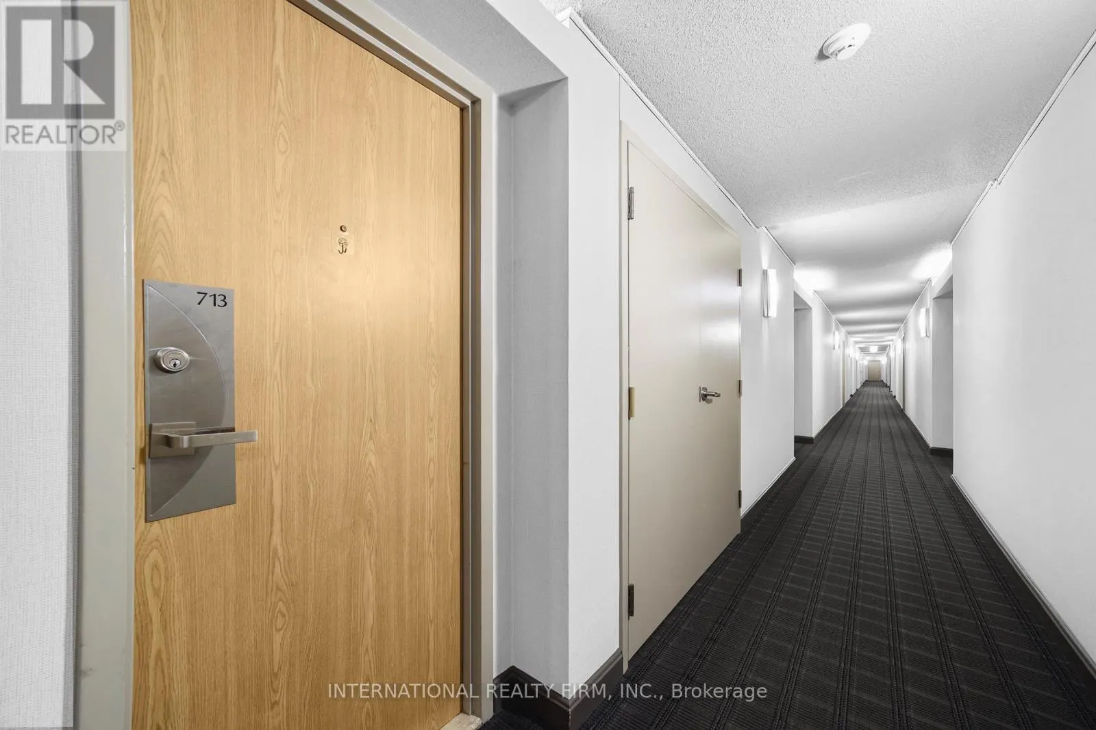 713 - 701 KING STREET W