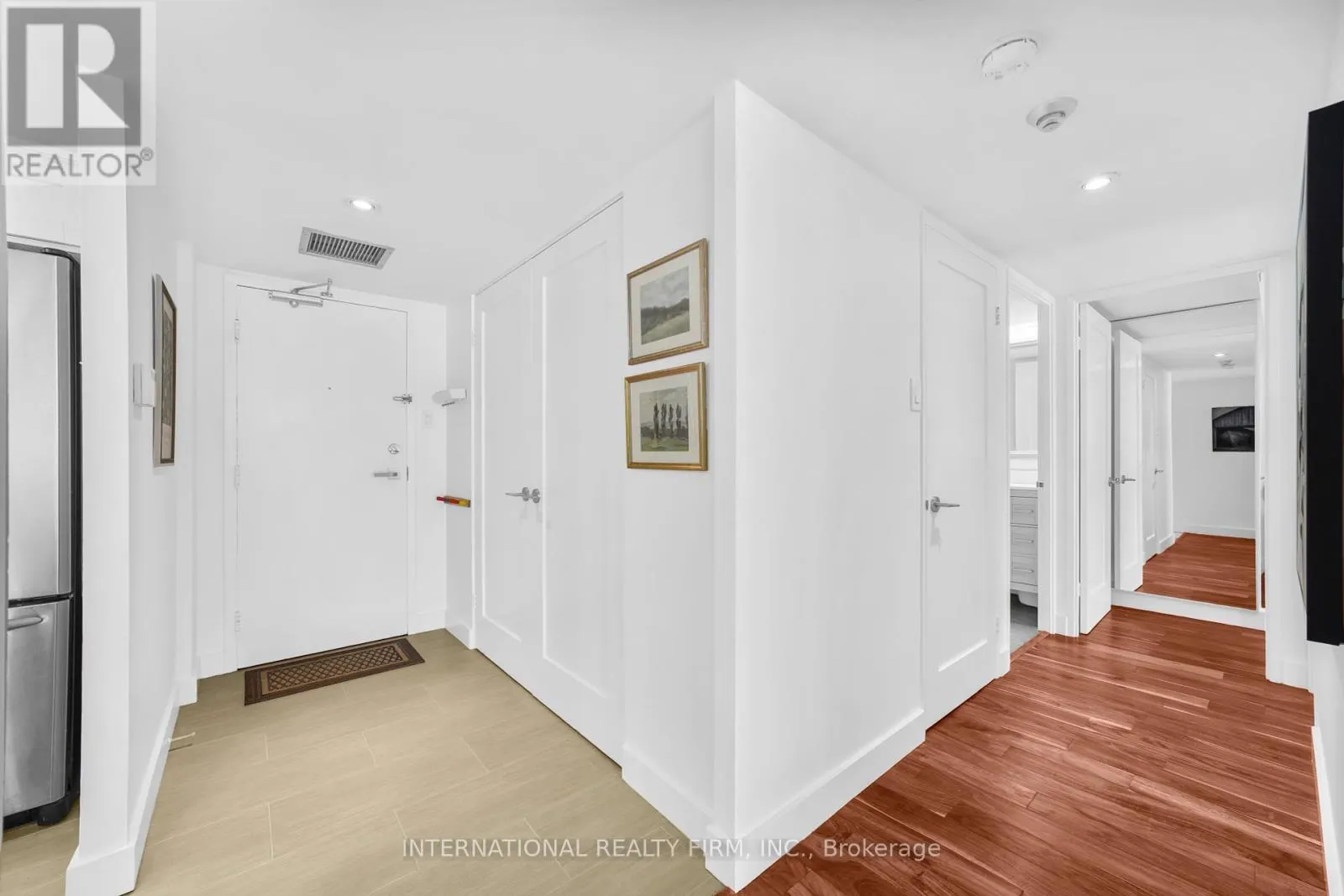 713 - 701 KING STREET W