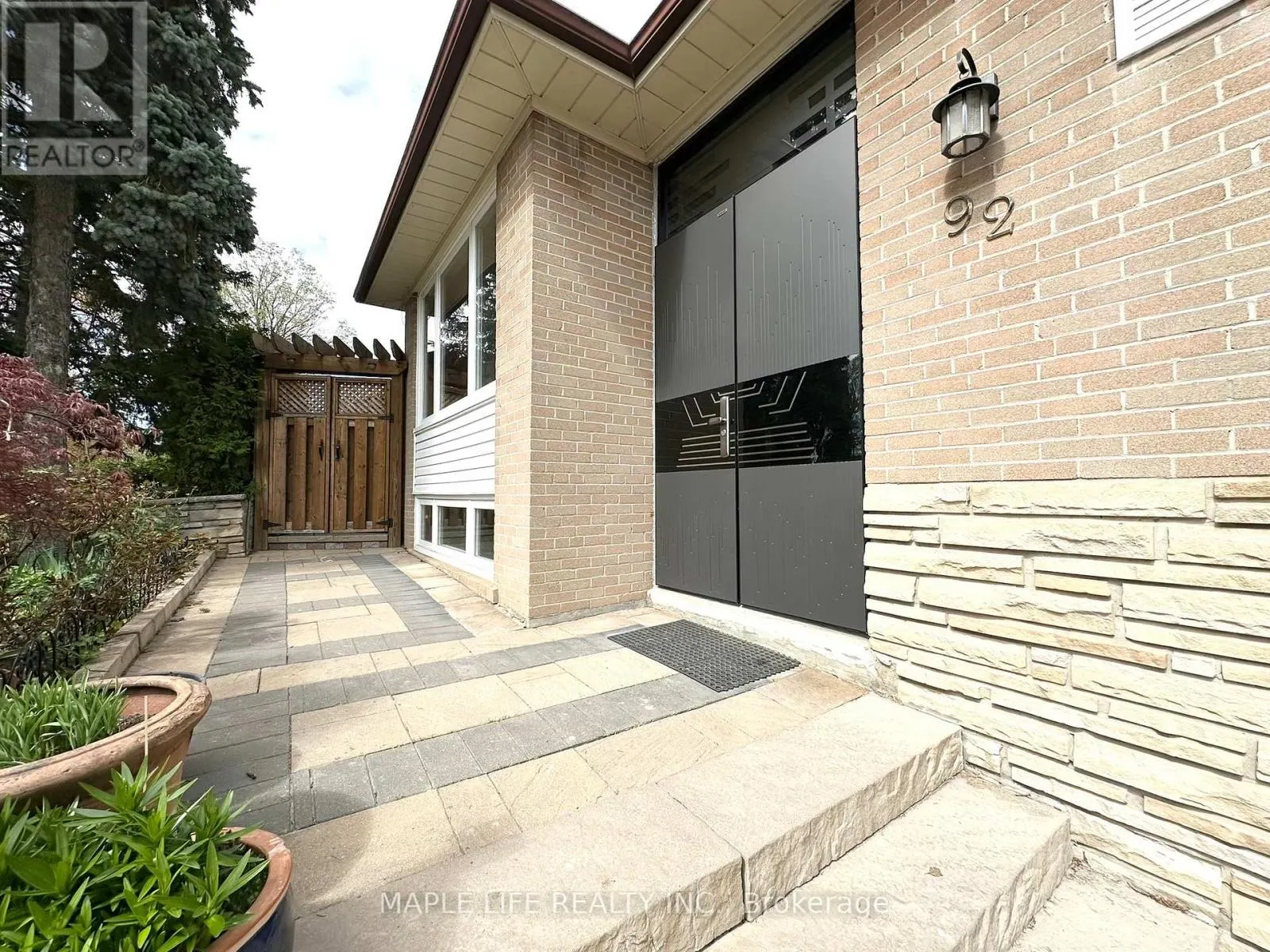 92 RAMEAU DRIVE