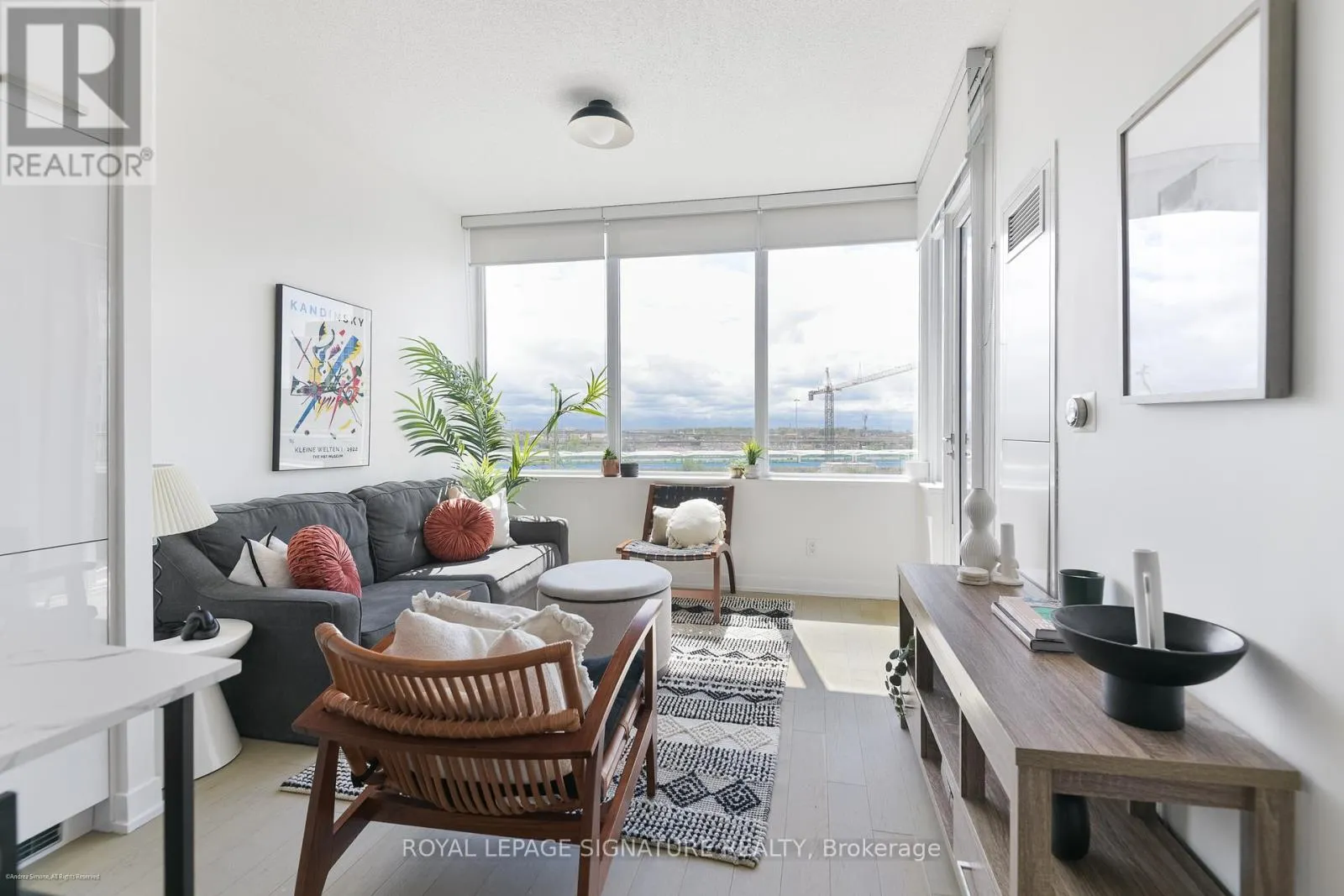S504 - 120 BAYVIEW AVENUE