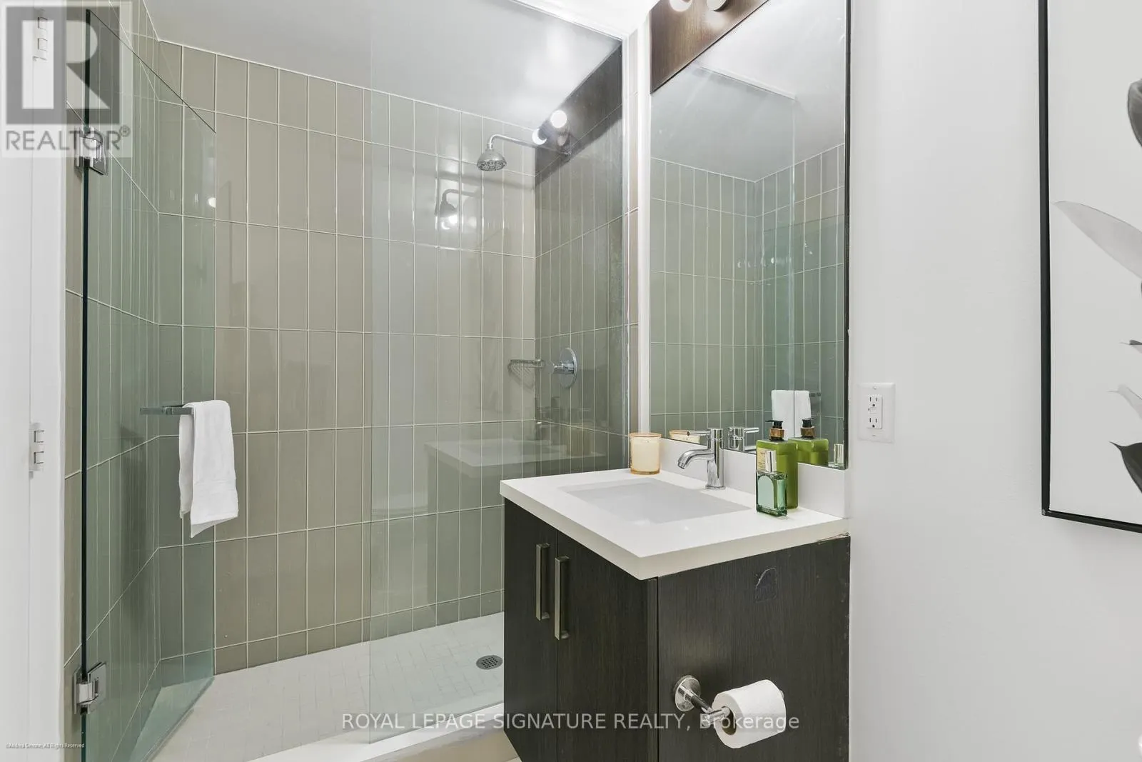 S504 - 120 BAYVIEW AVENUE