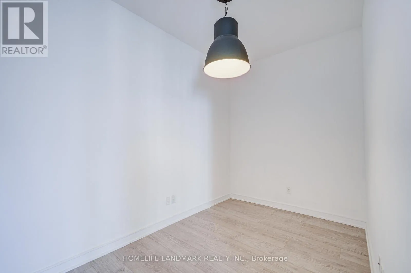 3601 - 88 SCOTT STREET