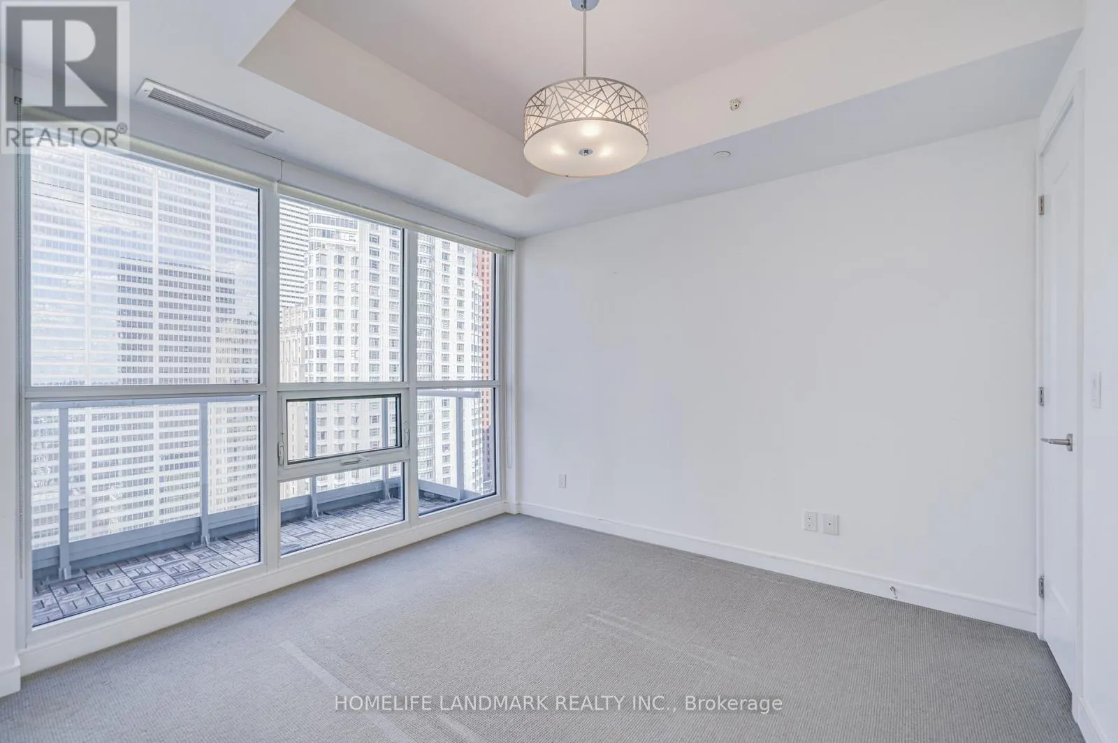 3601 - 88 SCOTT STREET