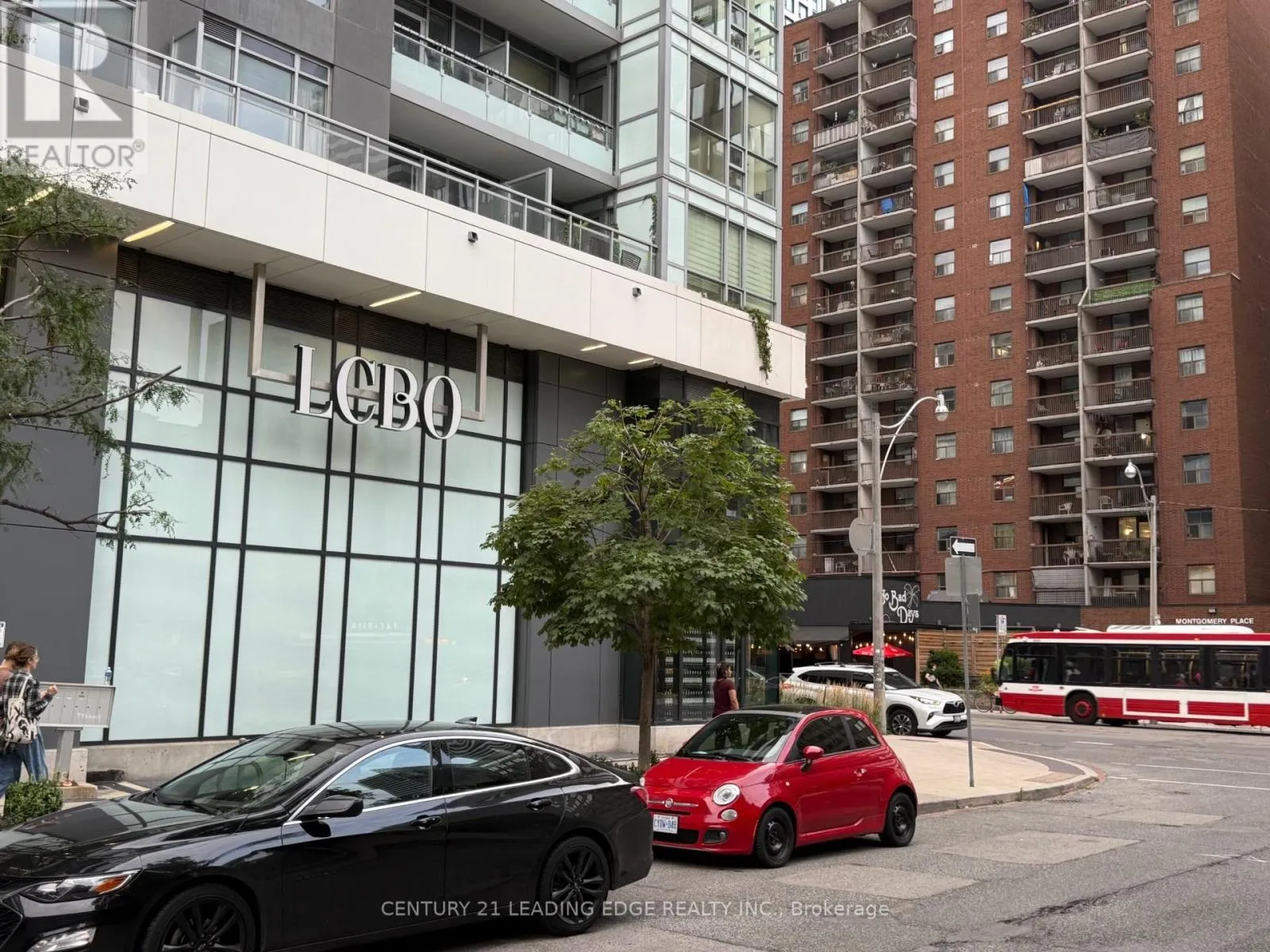 502 - 123 EGLINTON AVENUE E