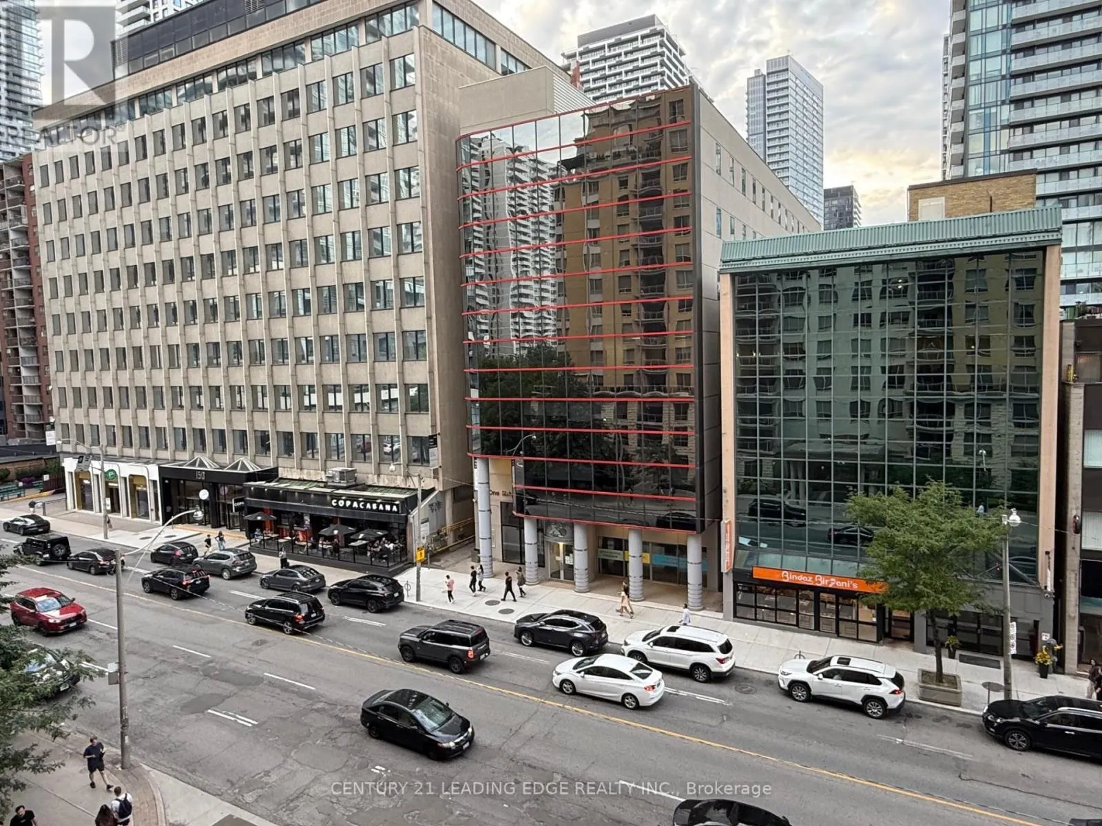 502 - 123 EGLINTON AVENUE E