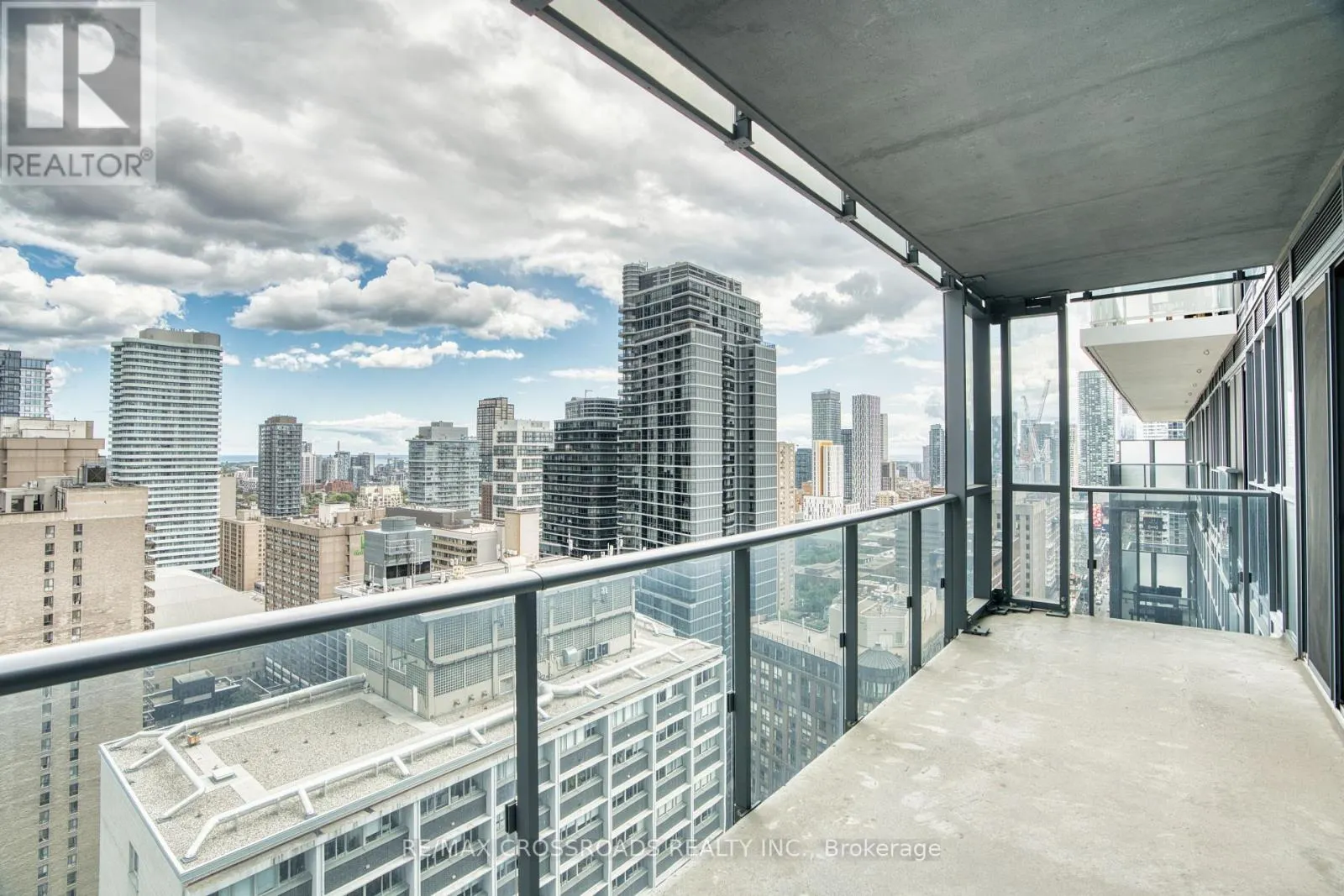 2906 - 7 GRENVILLE STREET
