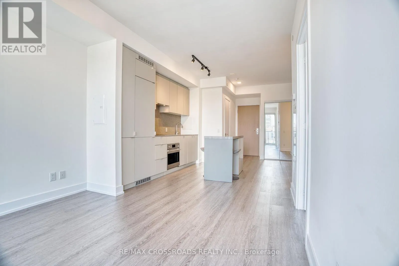 2906 - 7 GRENVILLE STREET