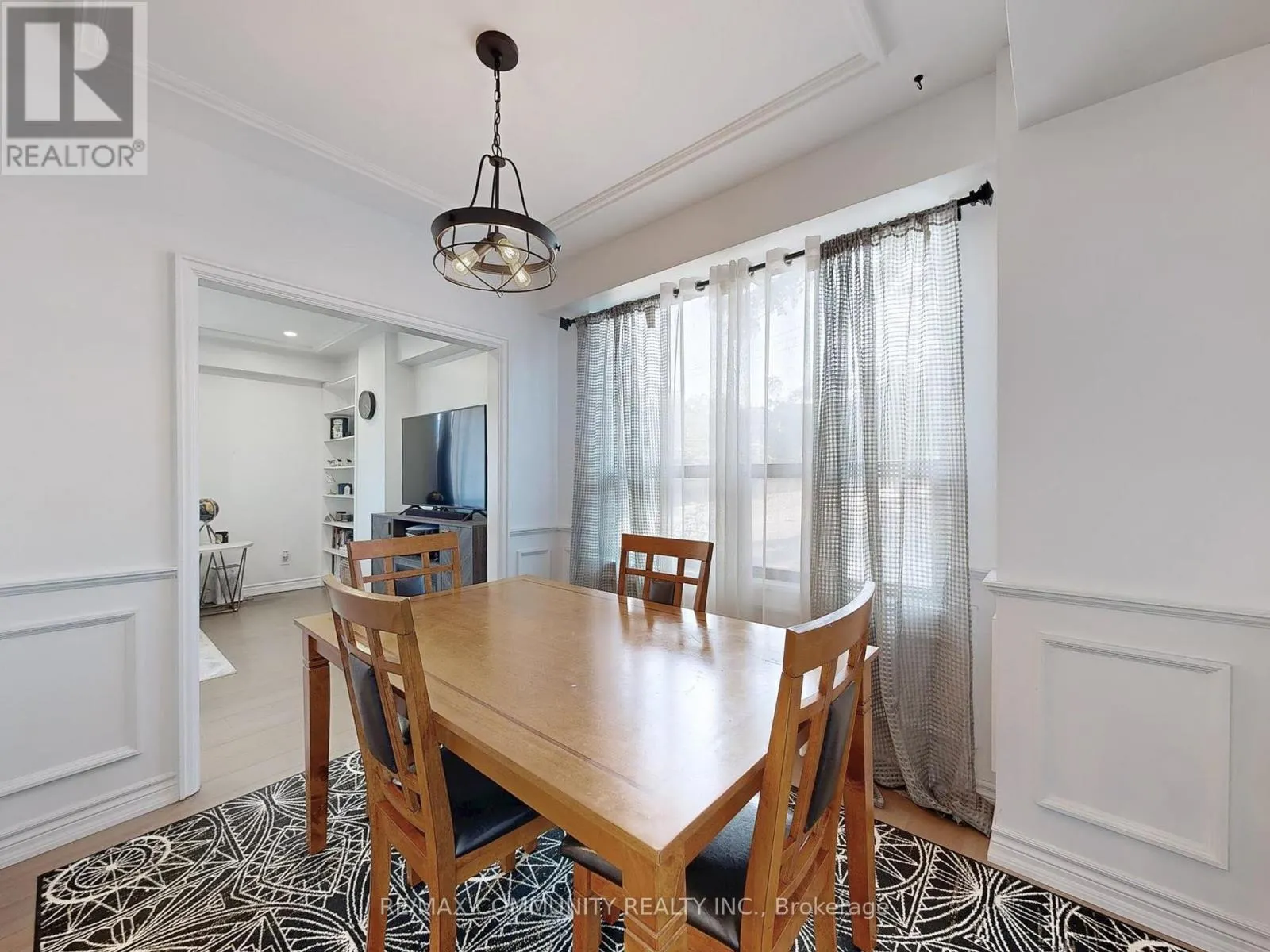 309 - 740 EGLINTON AVENUE W