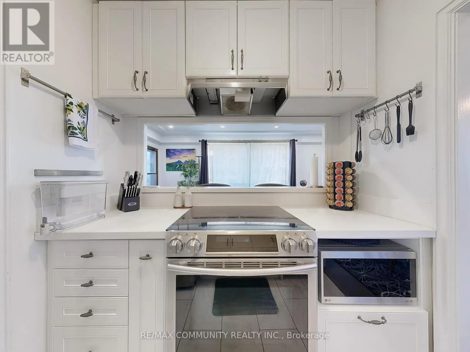 309 - 740 EGLINTON AVENUE W