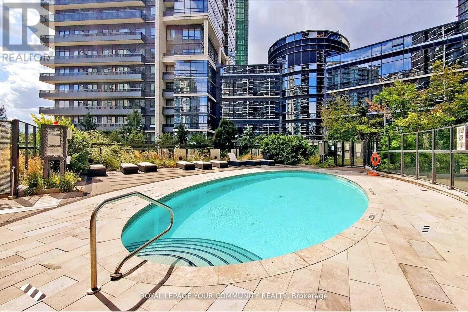 602 - 2 ANNDALE DRIVE