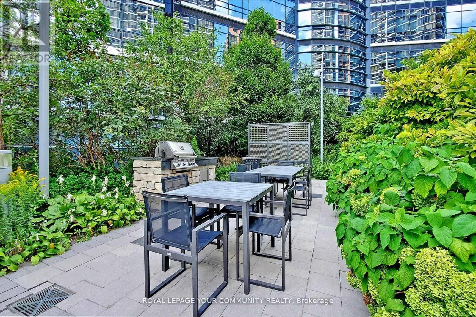 602 - 2 ANNDALE DRIVE