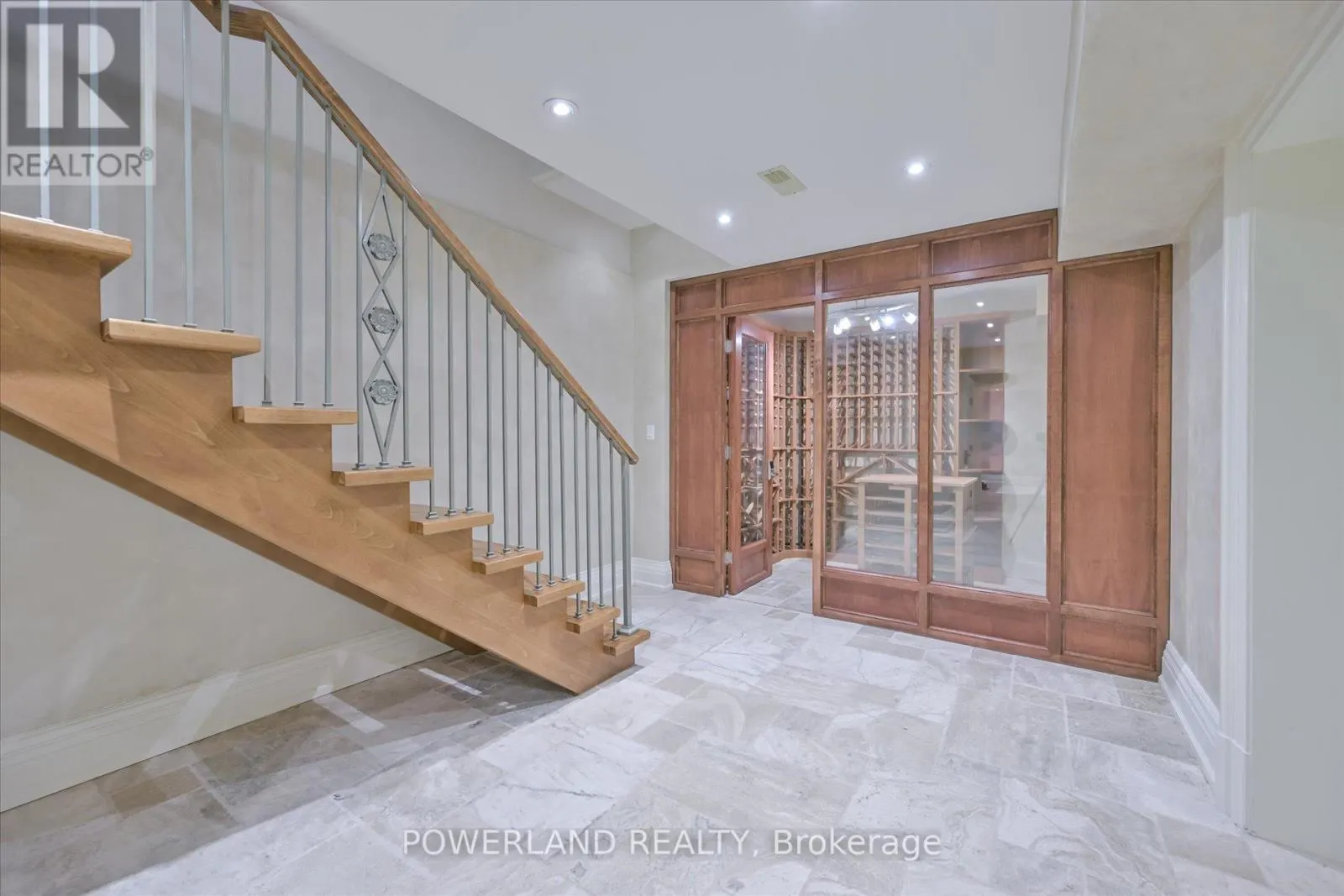 94 INGLEWOOD DRIVE