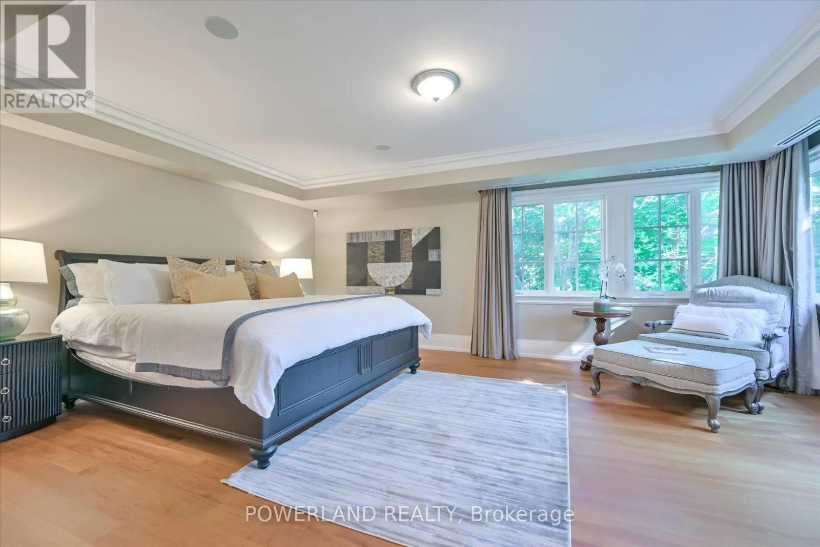 94 INGLEWOOD DRIVE