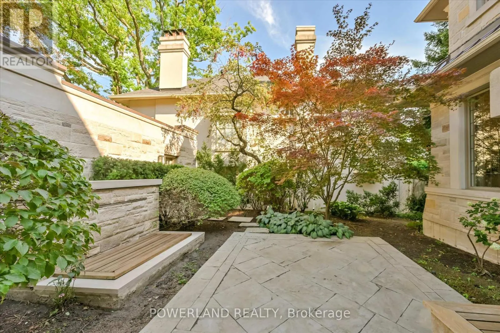 94 INGLEWOOD DRIVE