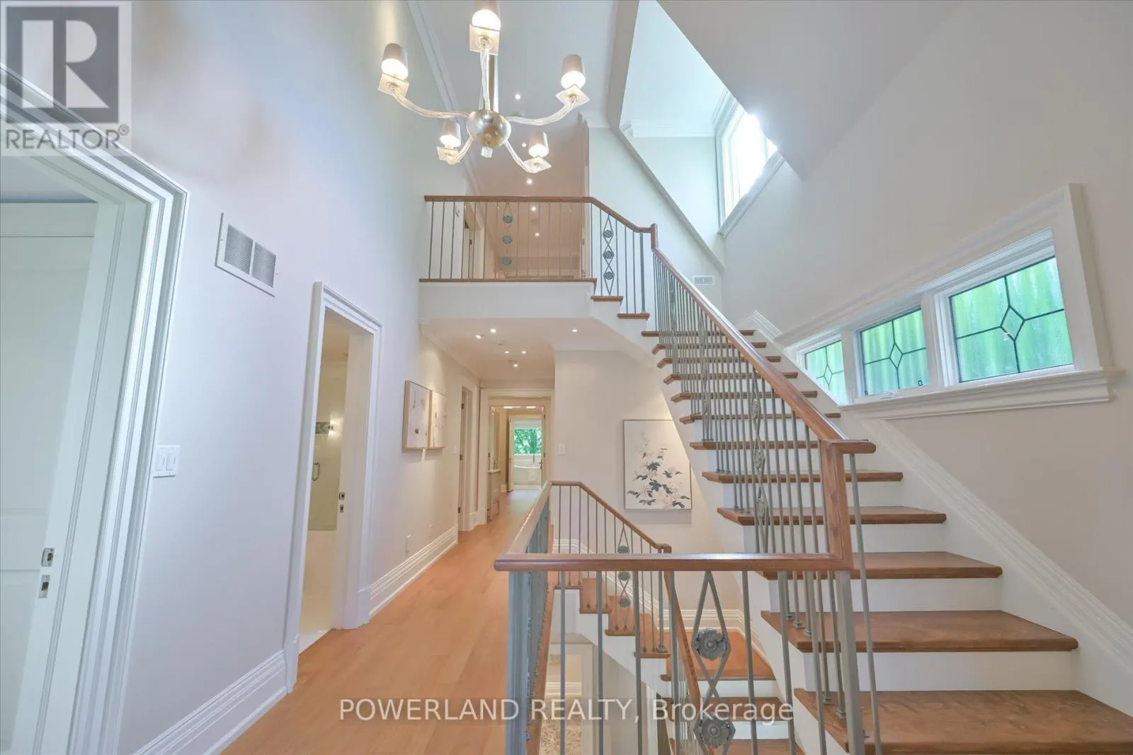 94 INGLEWOOD DRIVE