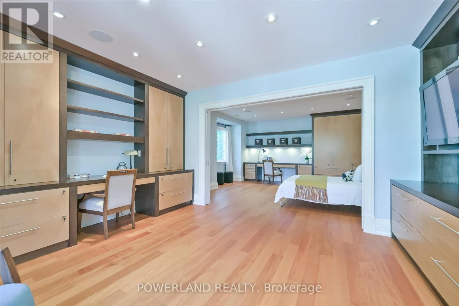 94 INGLEWOOD DRIVE