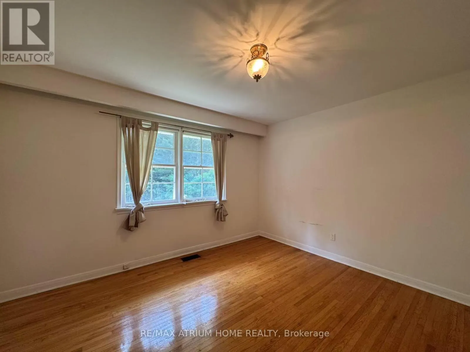30 FLEMING DRIVE