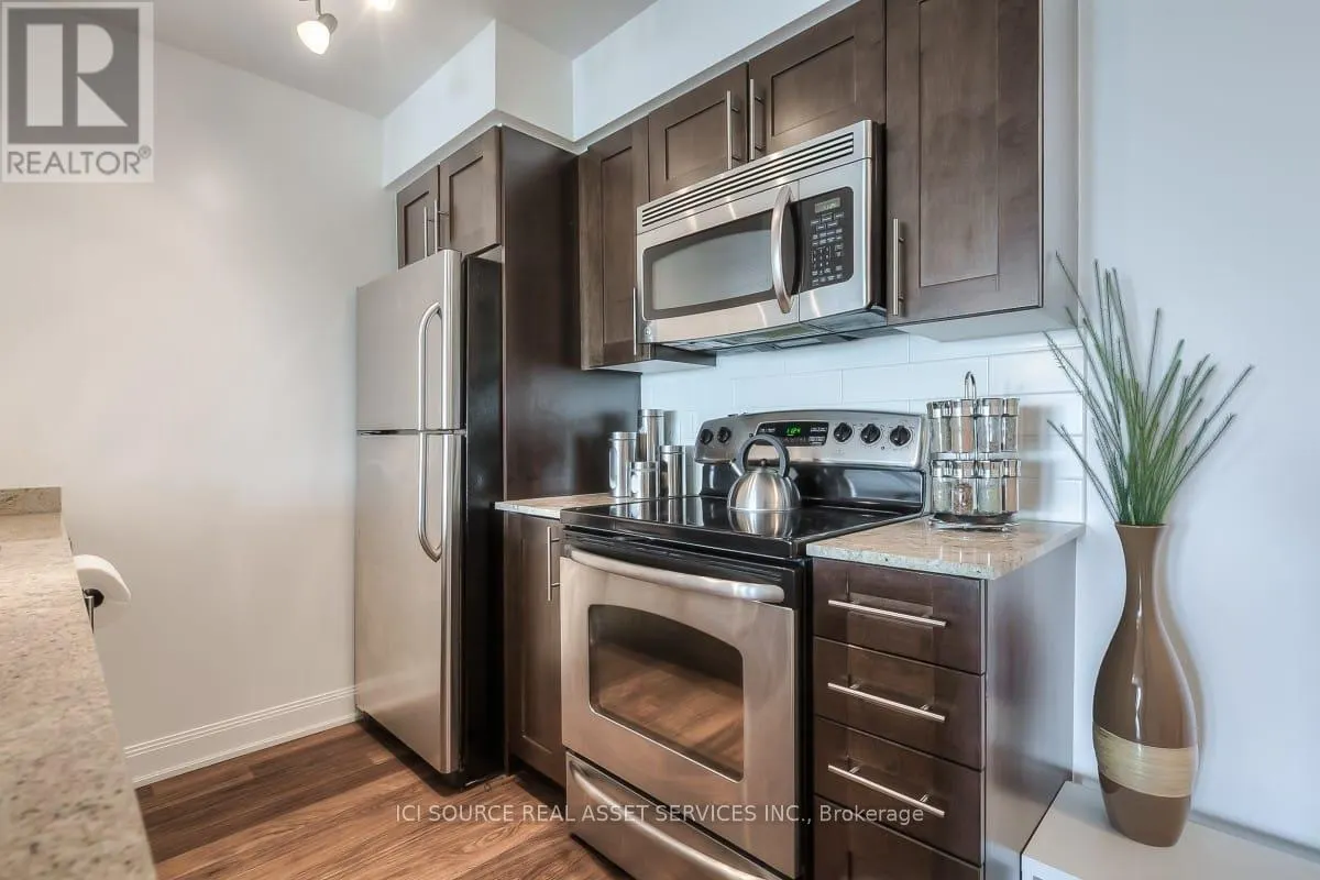 1706 - 2191 YONGE STREET