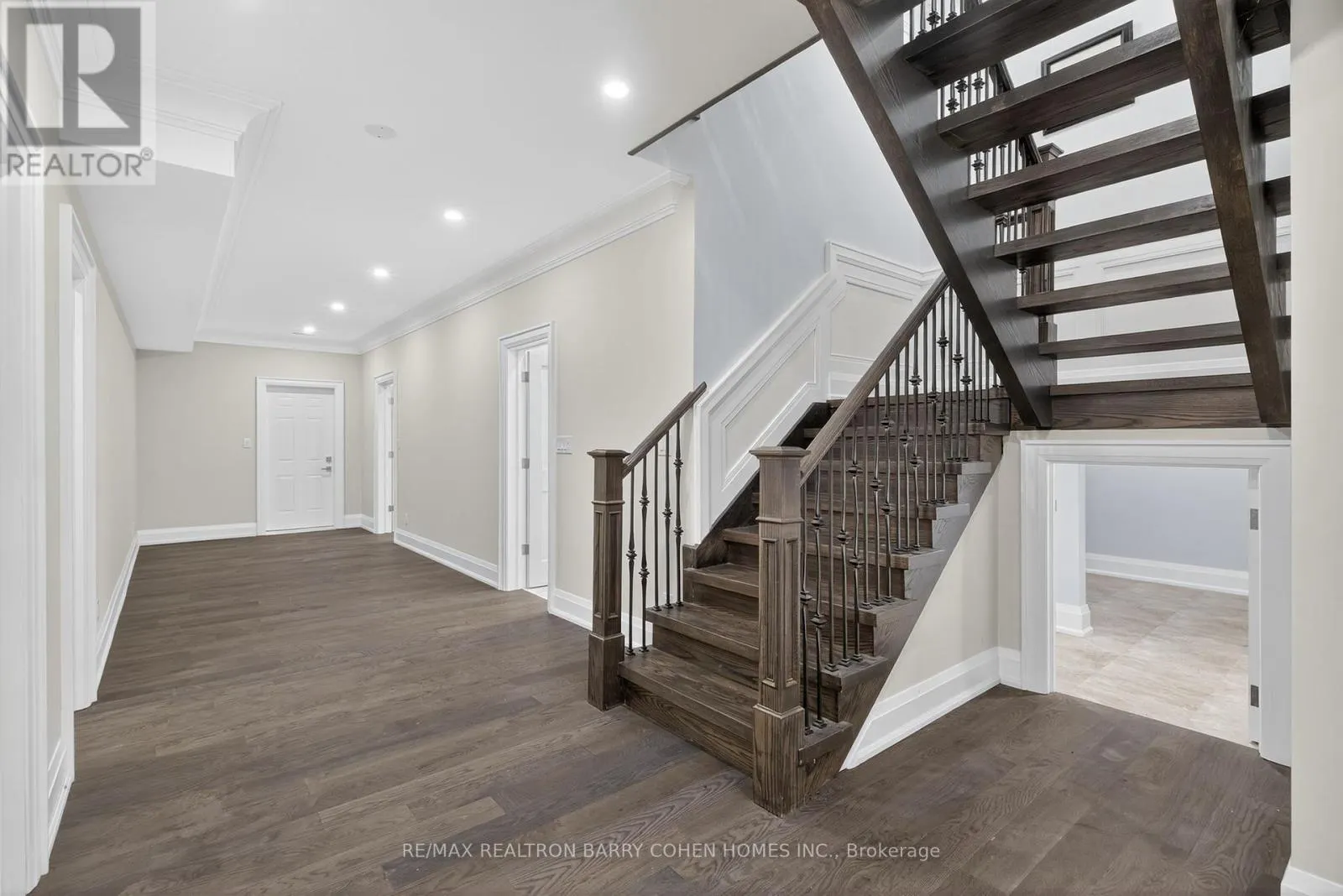 64 EMPRESS AVENUE