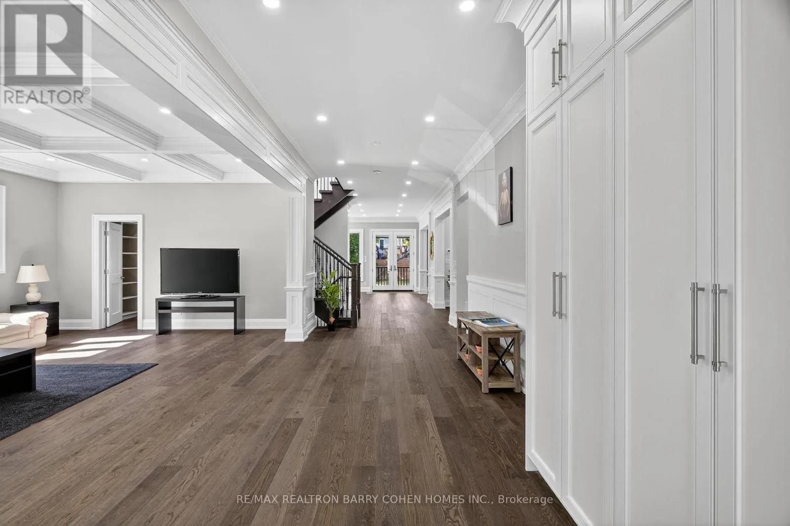 64 EMPRESS AVENUE