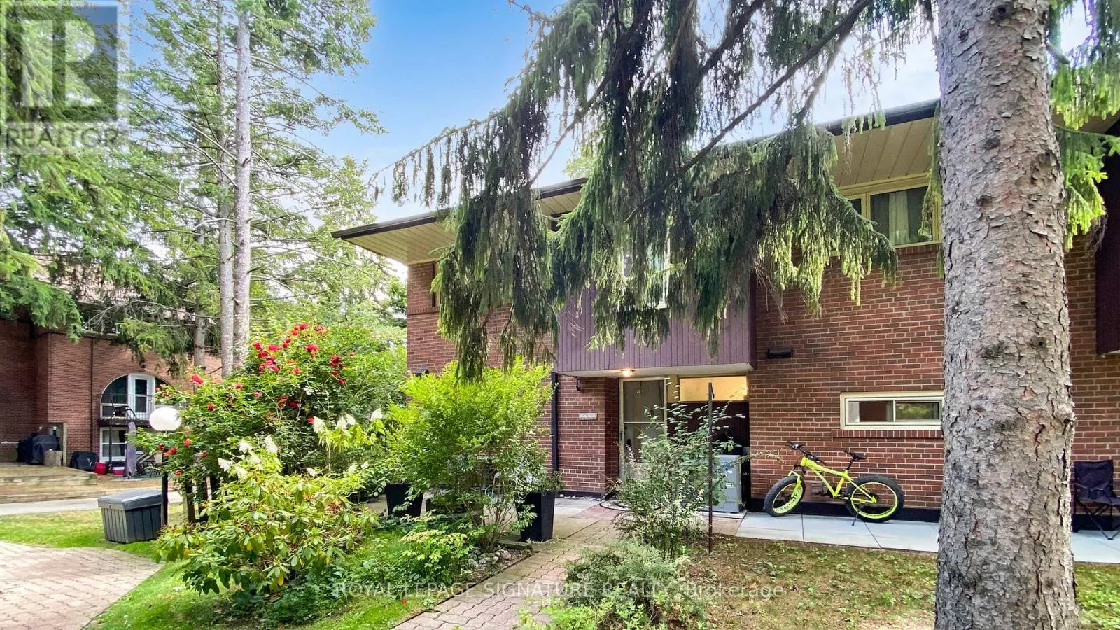 76 - 6 ESTERBROOKE AVENUE