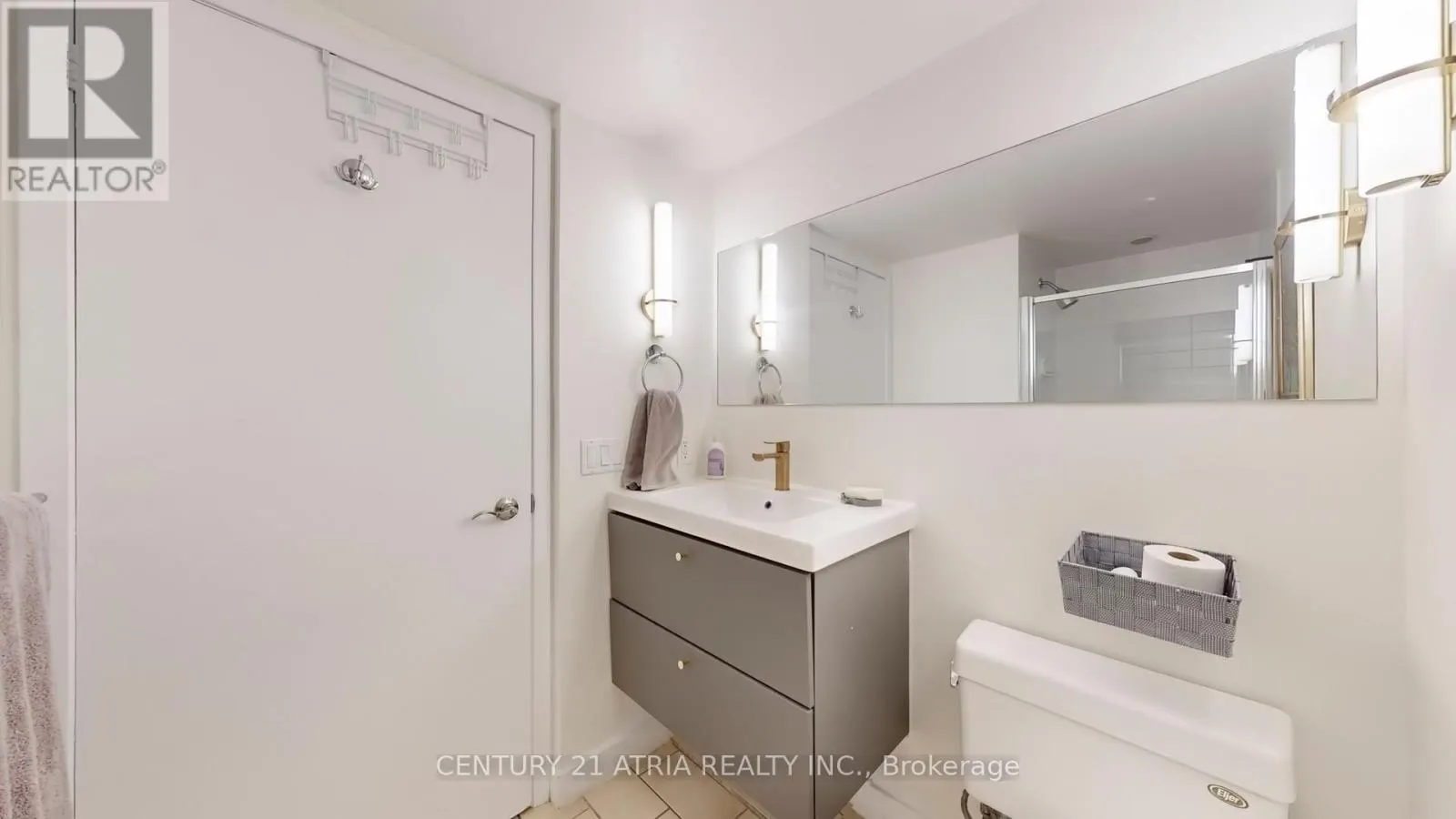 1708 - 4K SPADINA AVENUE