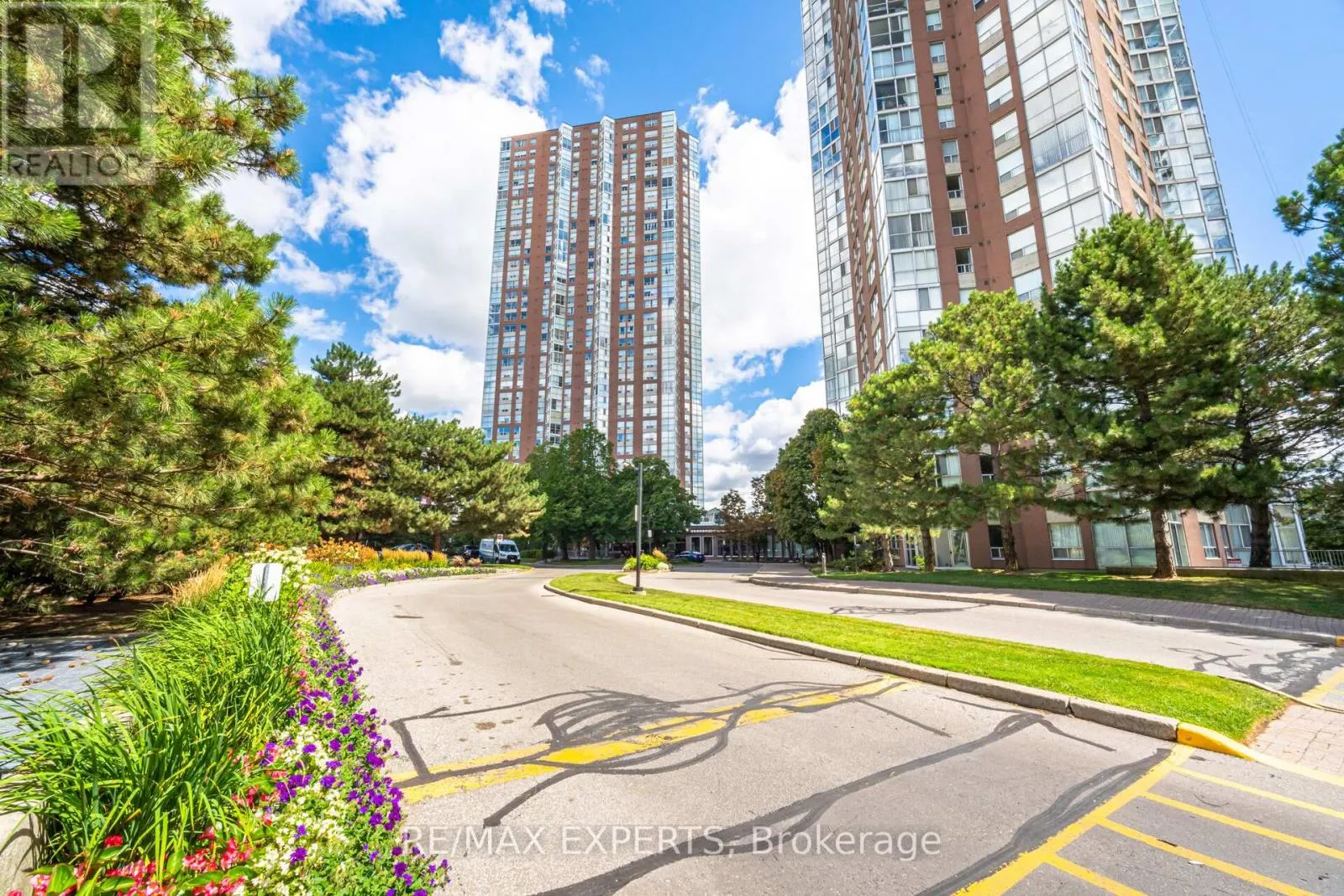 3610 - 7 CONCORDE PLACE