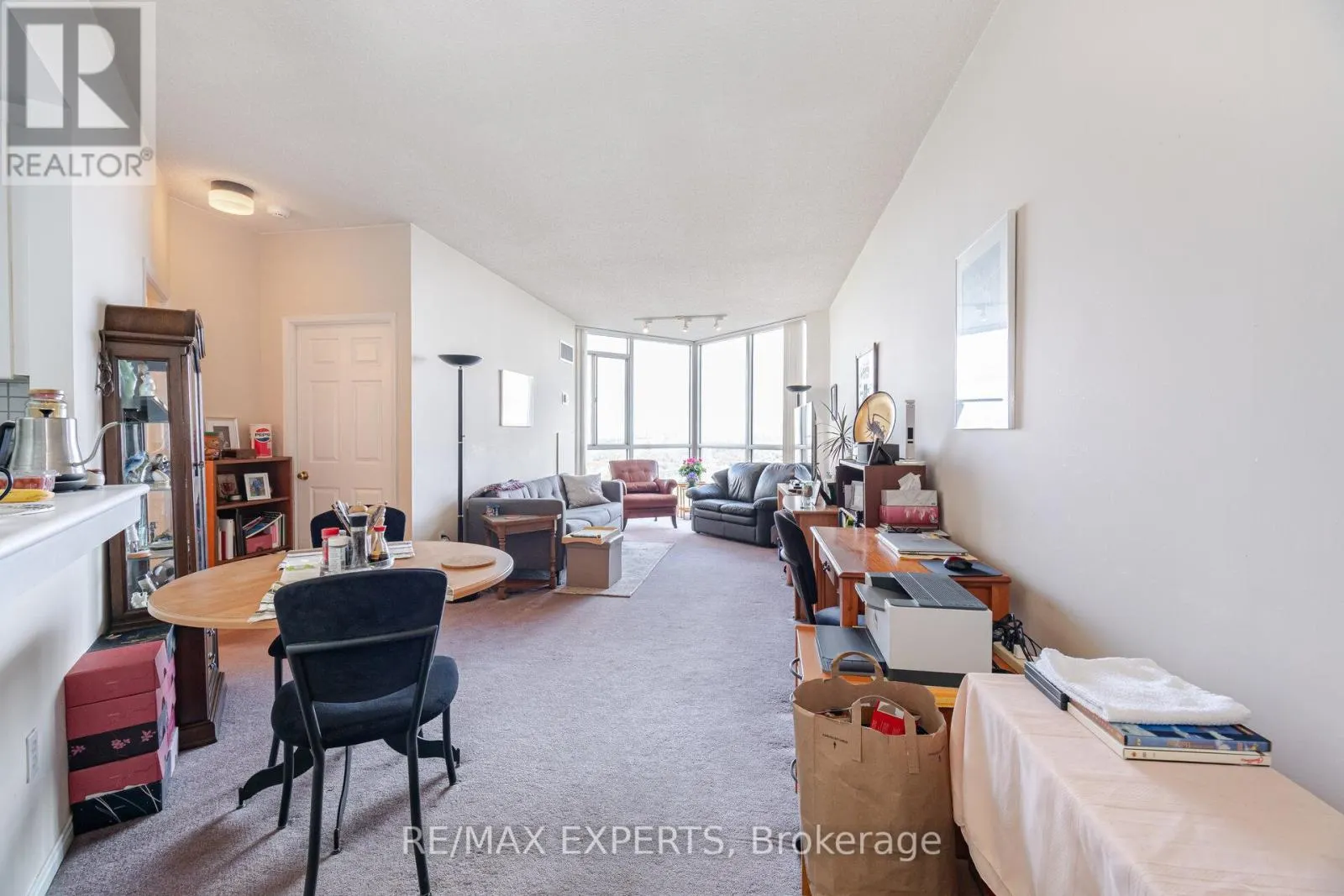 3610 - 7 CONCORDE PLACE