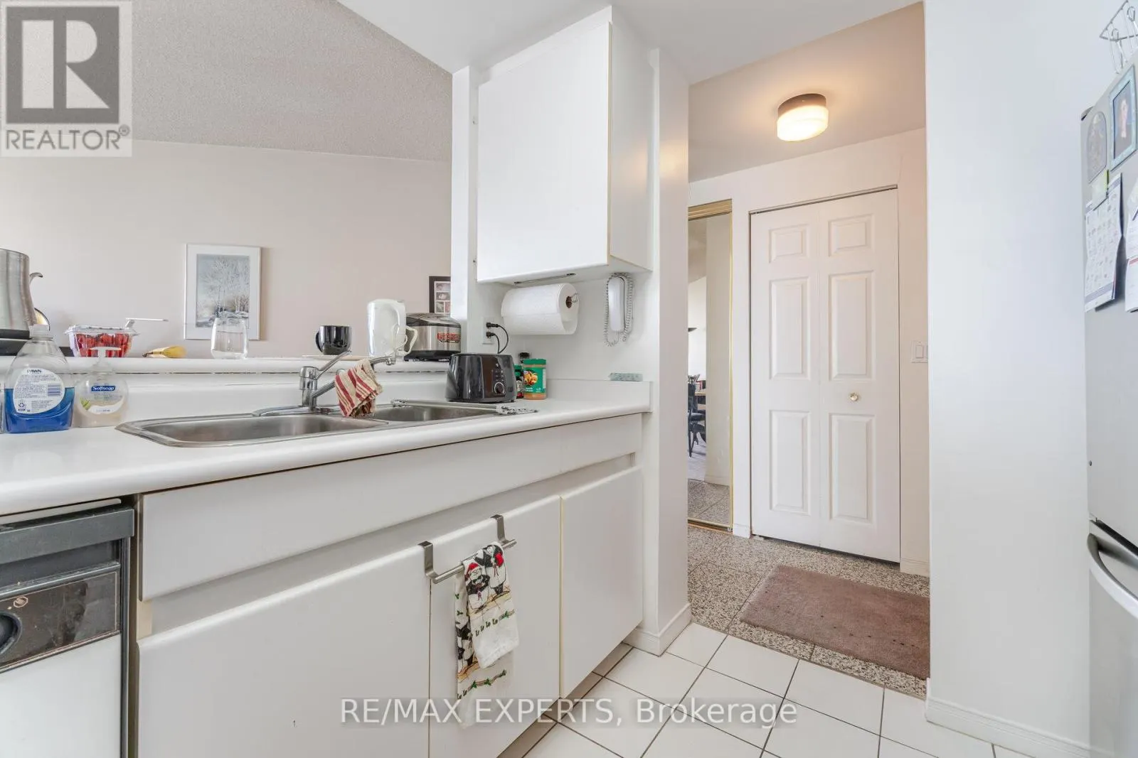 3610 - 7 CONCORDE PLACE