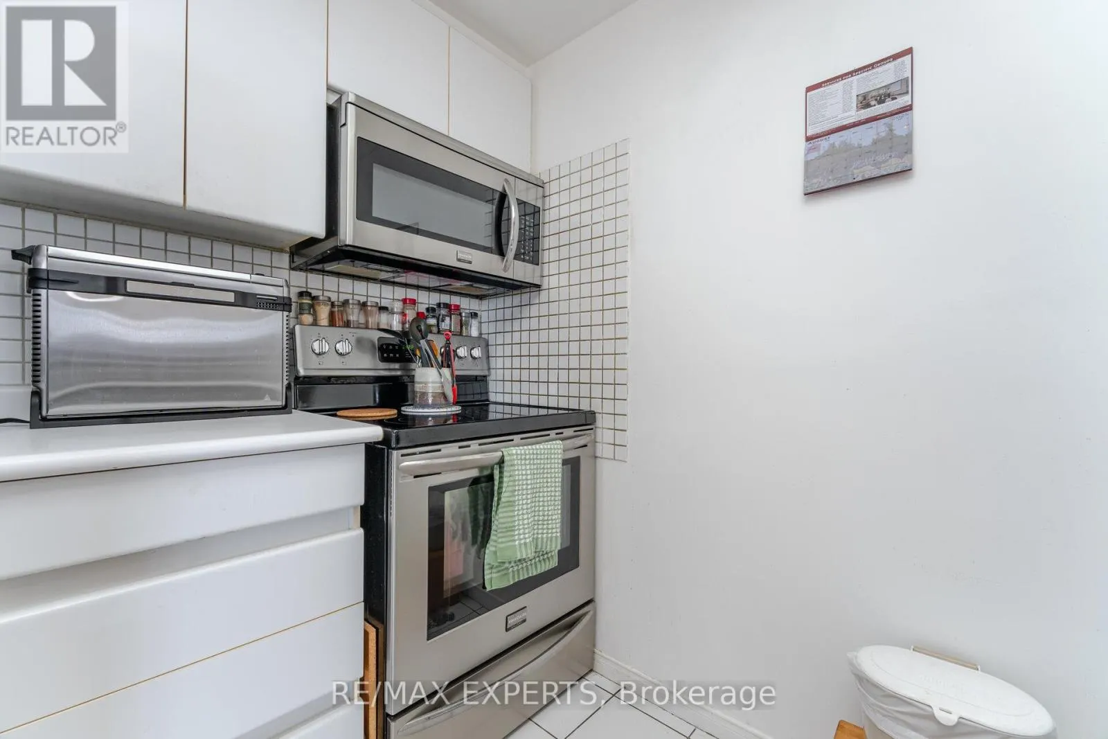 3610 - 7 CONCORDE PLACE