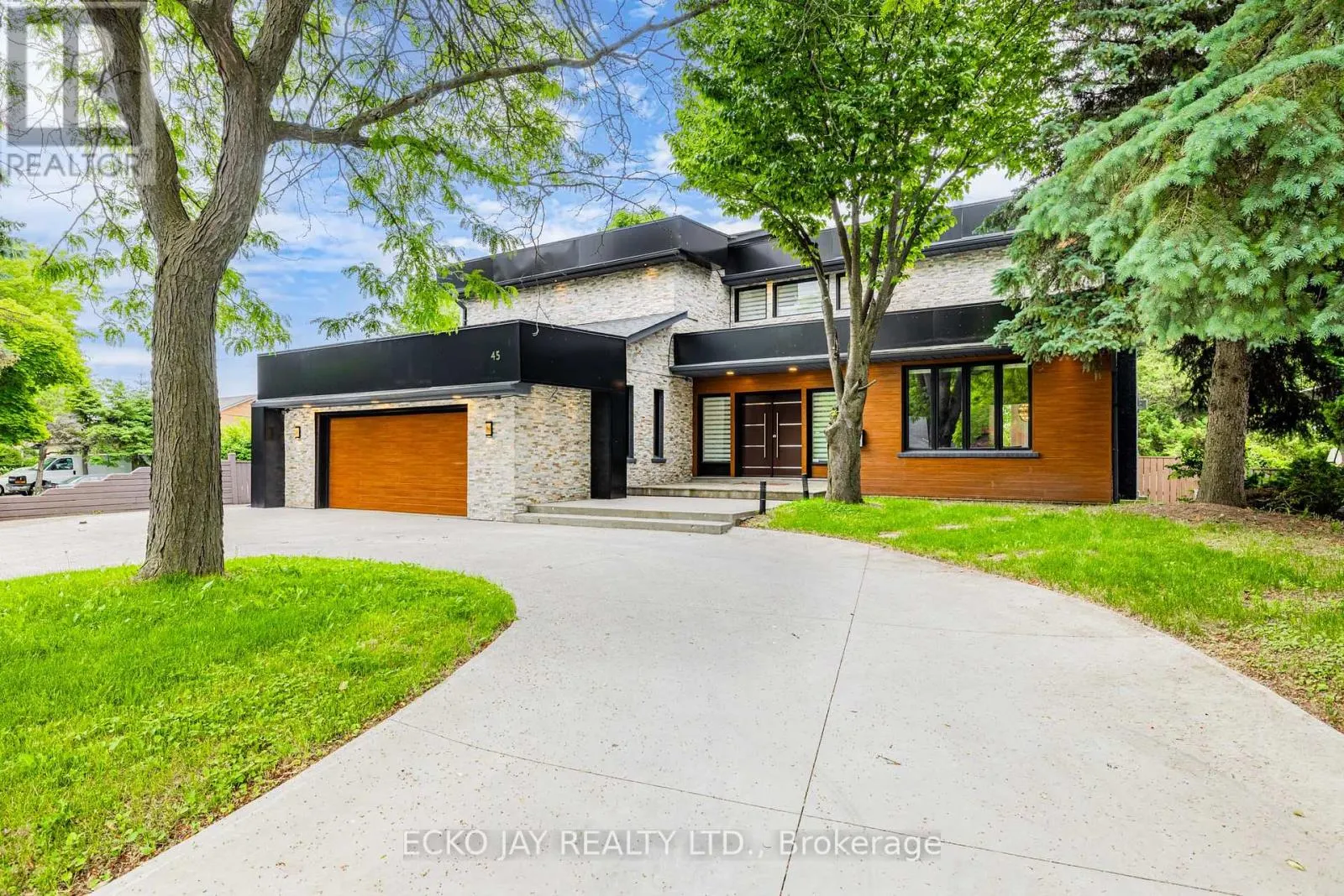45 BROADLEAF ROAD