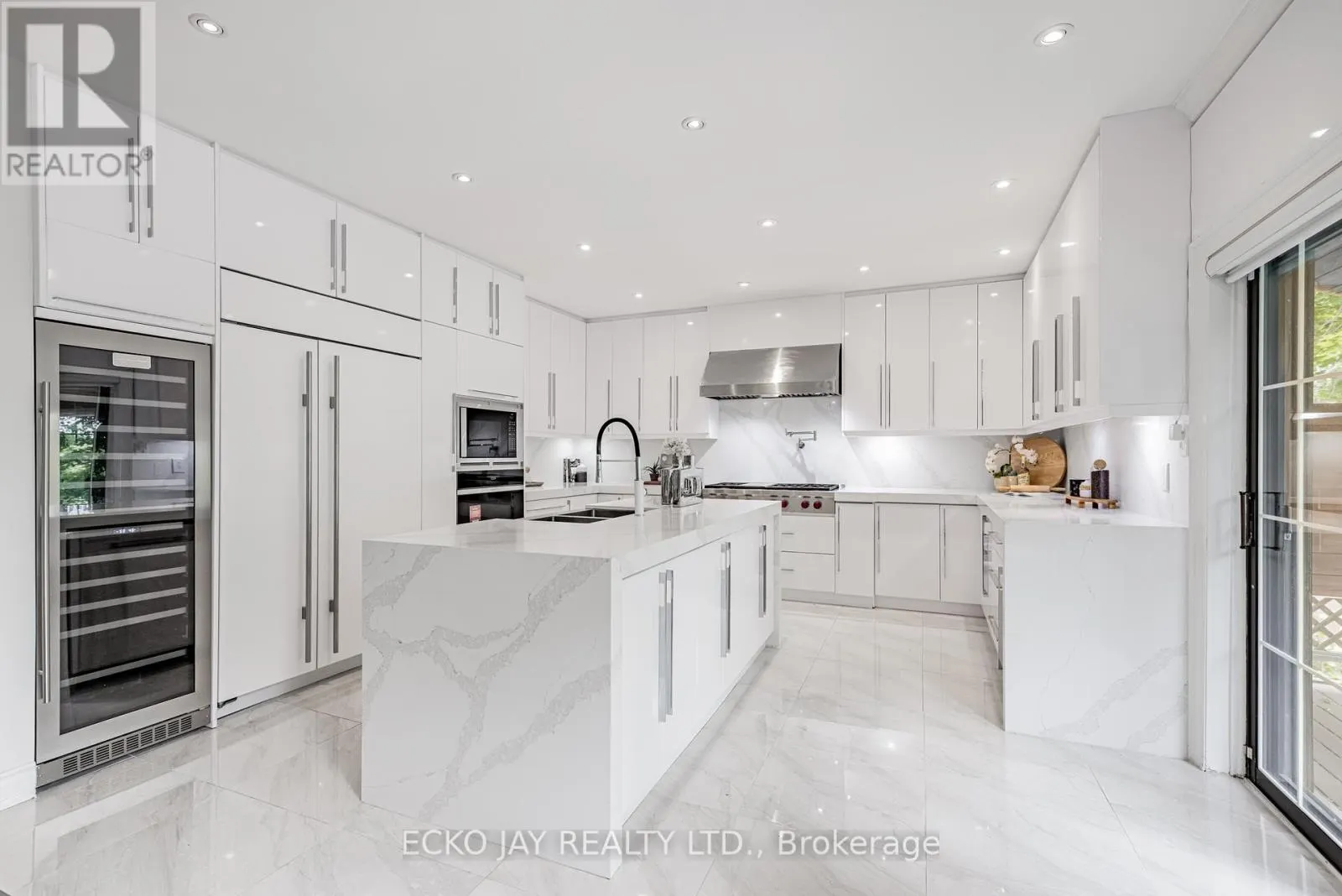 45 BROADLEAF ROAD