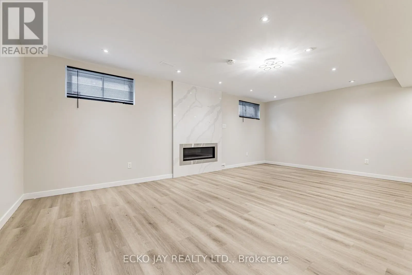 45 BROADLEAF ROAD