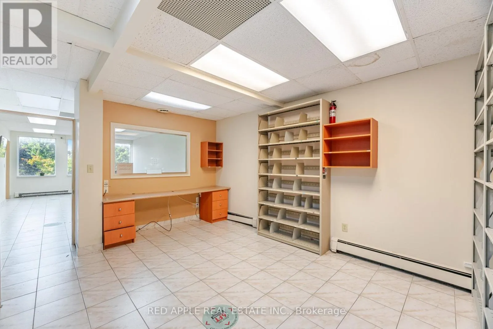 799 BLOOR STREET W