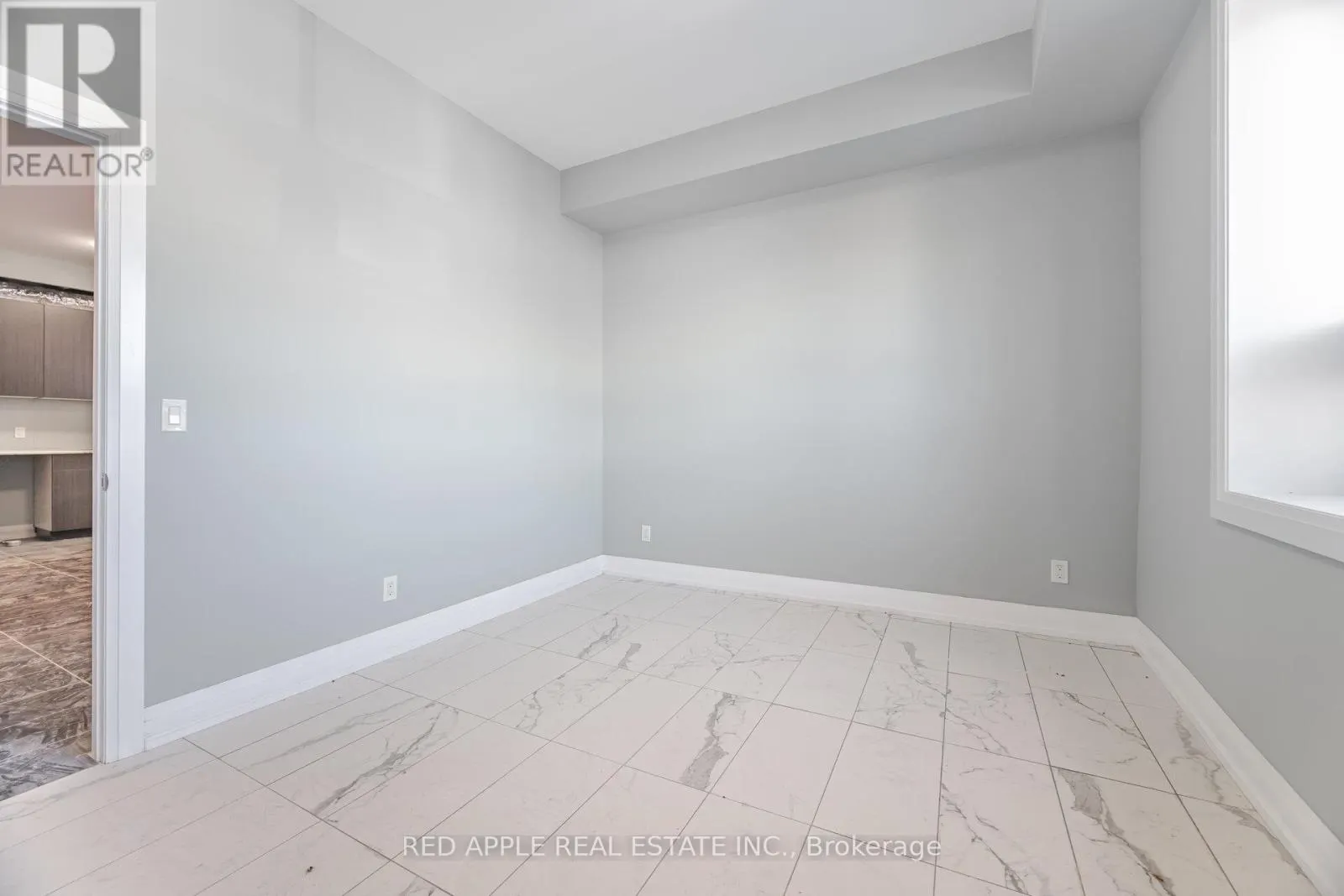 416 OAKWOOD AVENUE