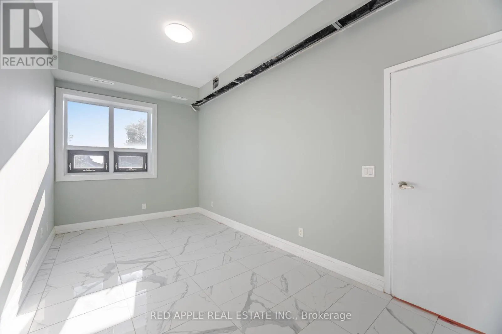 416 OAKWOOD AVENUE