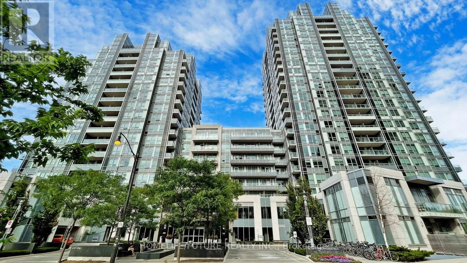 1302 - 120 HARRISON GARDEN BOULEVARD