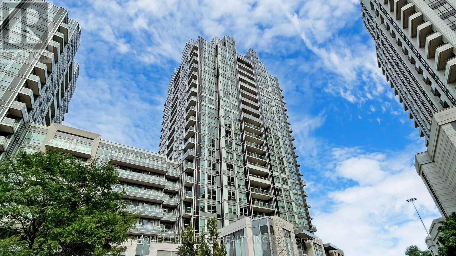 1302 - 120 HARRISON GARDEN BOULEVARD