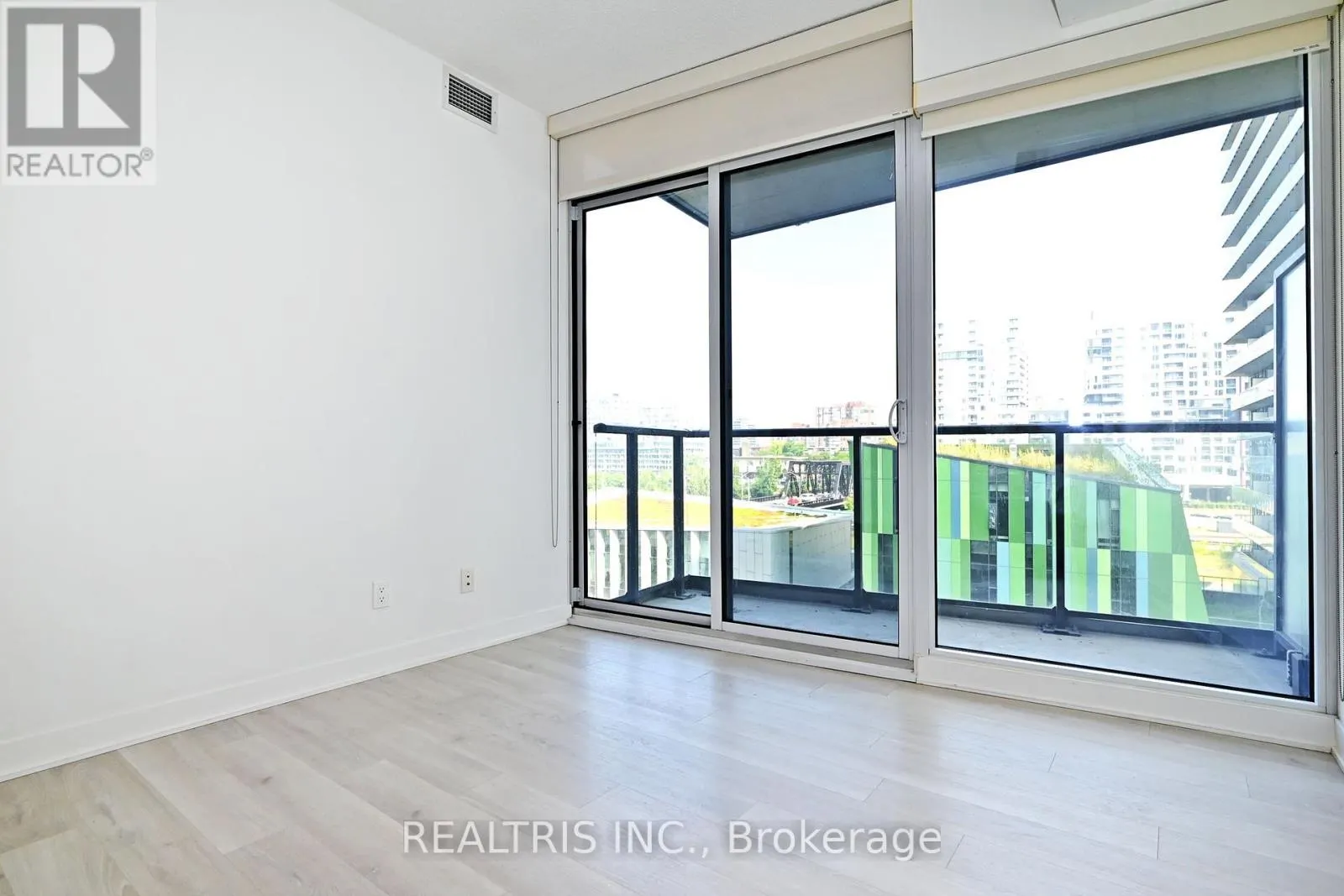 611 - 90 QUEENS WHARF ROAD