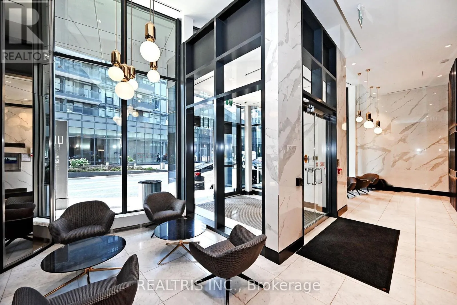 611 - 90 QUEENS WHARF ROAD