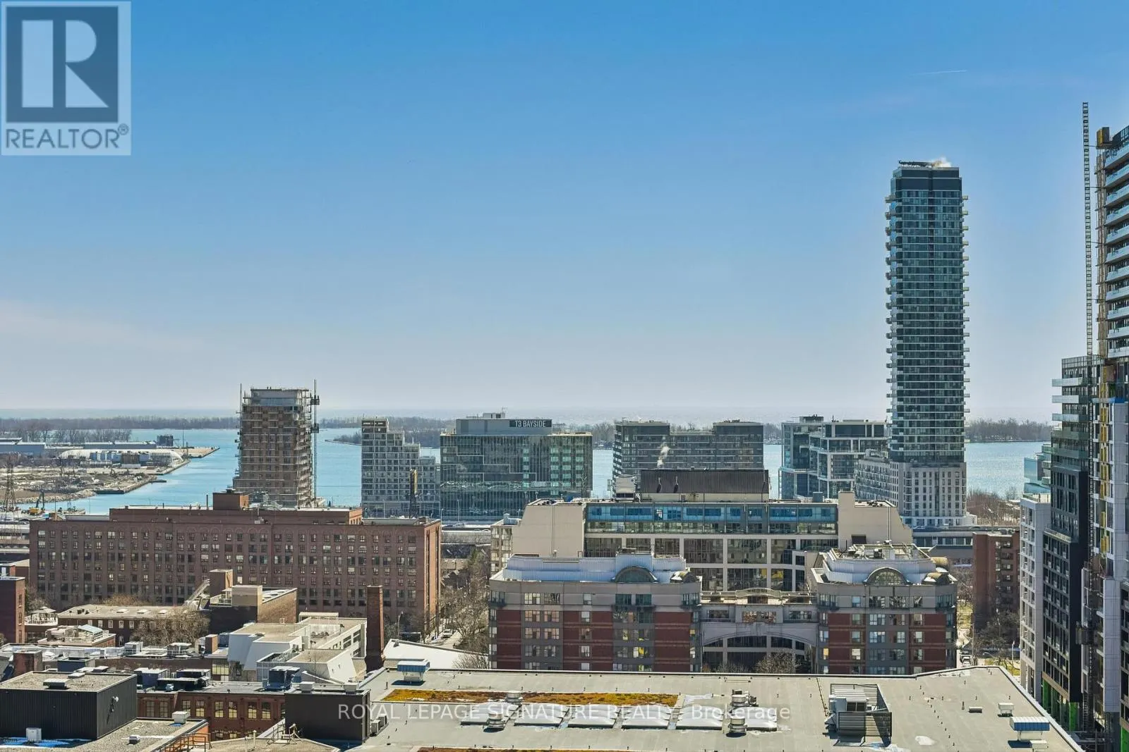 1811 - 460 ADELAIDE STREET E