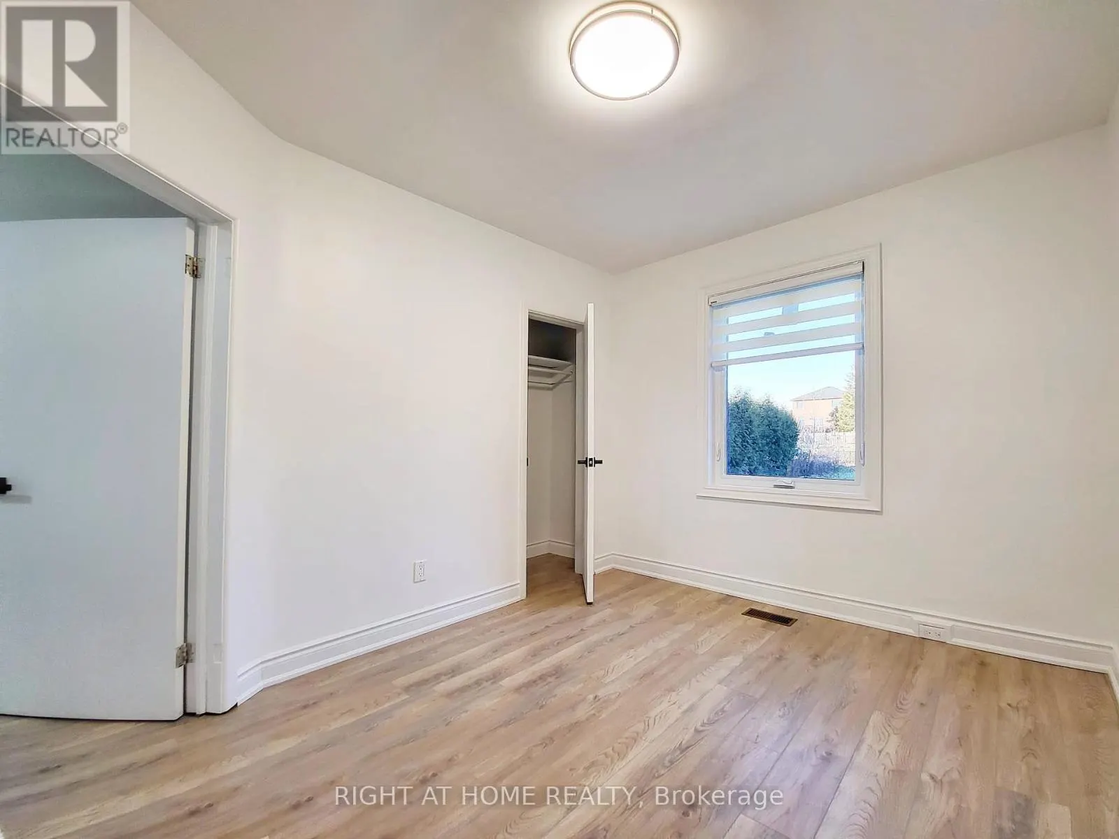 472 ELLERSLIE AVENUE