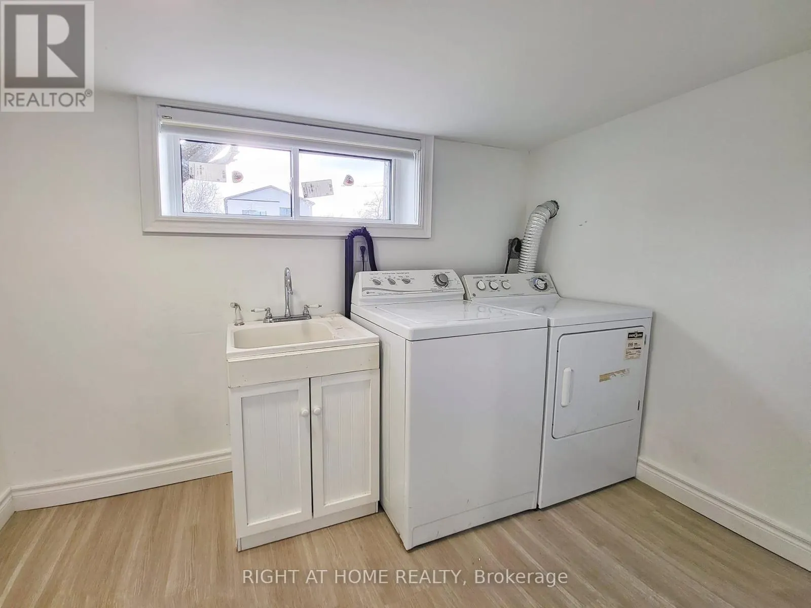 472 ELLERSLIE AVENUE