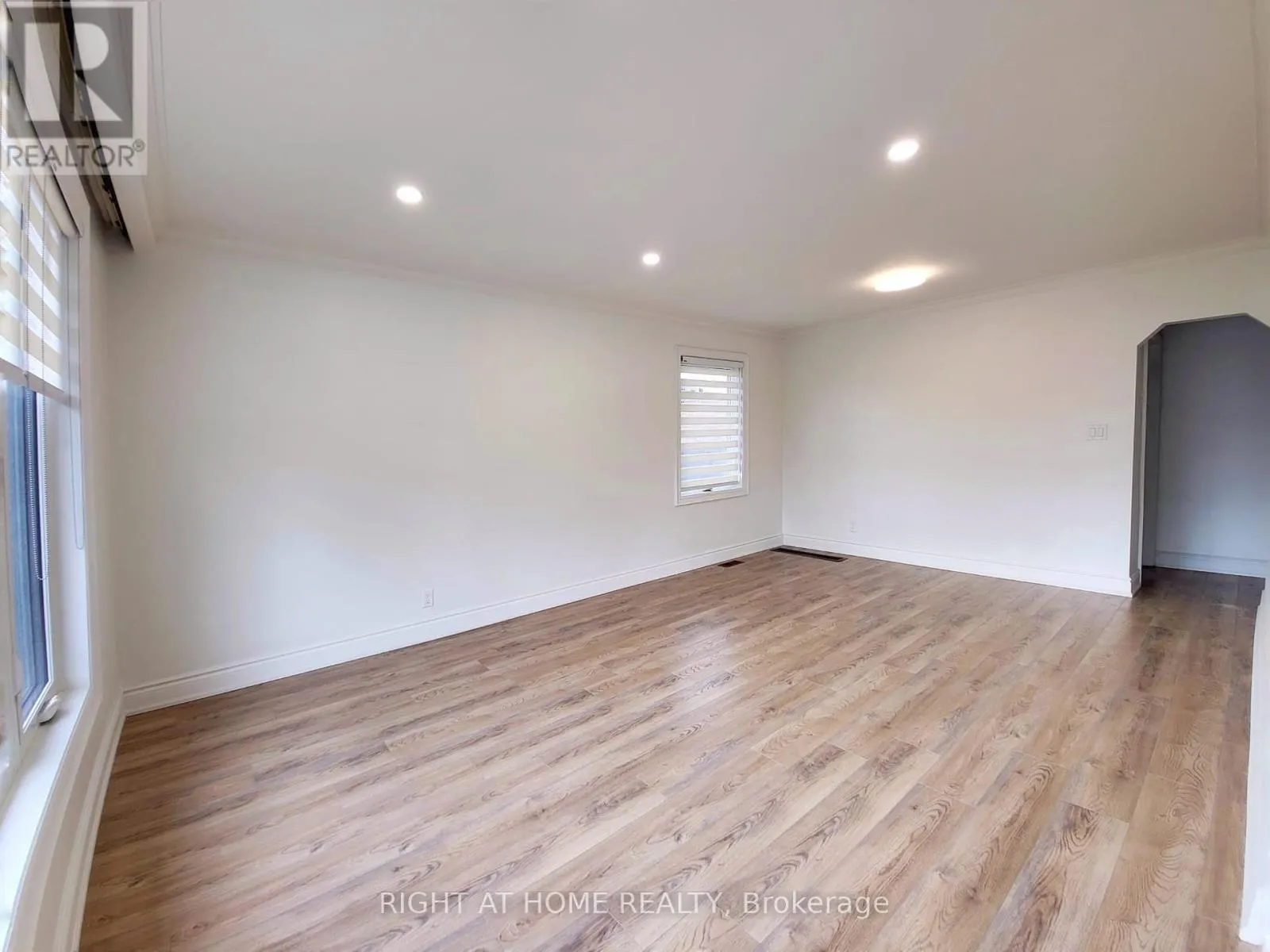 472 ELLERSLIE AVENUE