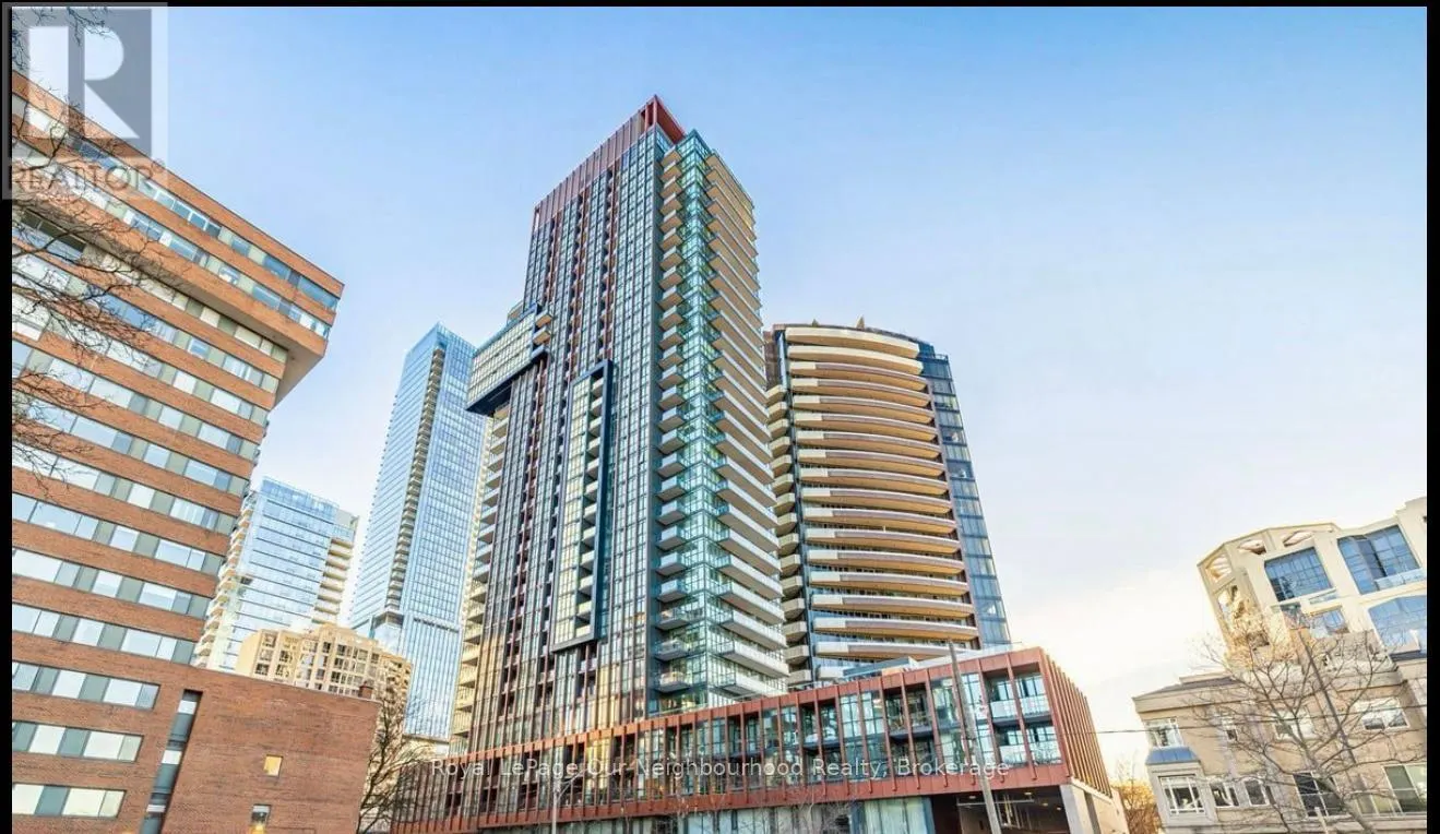 1105 - 32 DAVENPORT ROAD