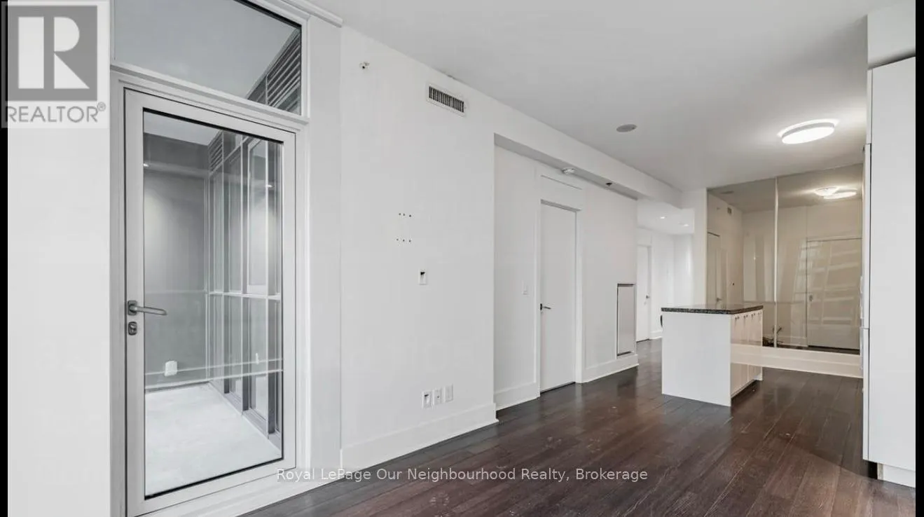 1105 - 32 DAVENPORT ROAD