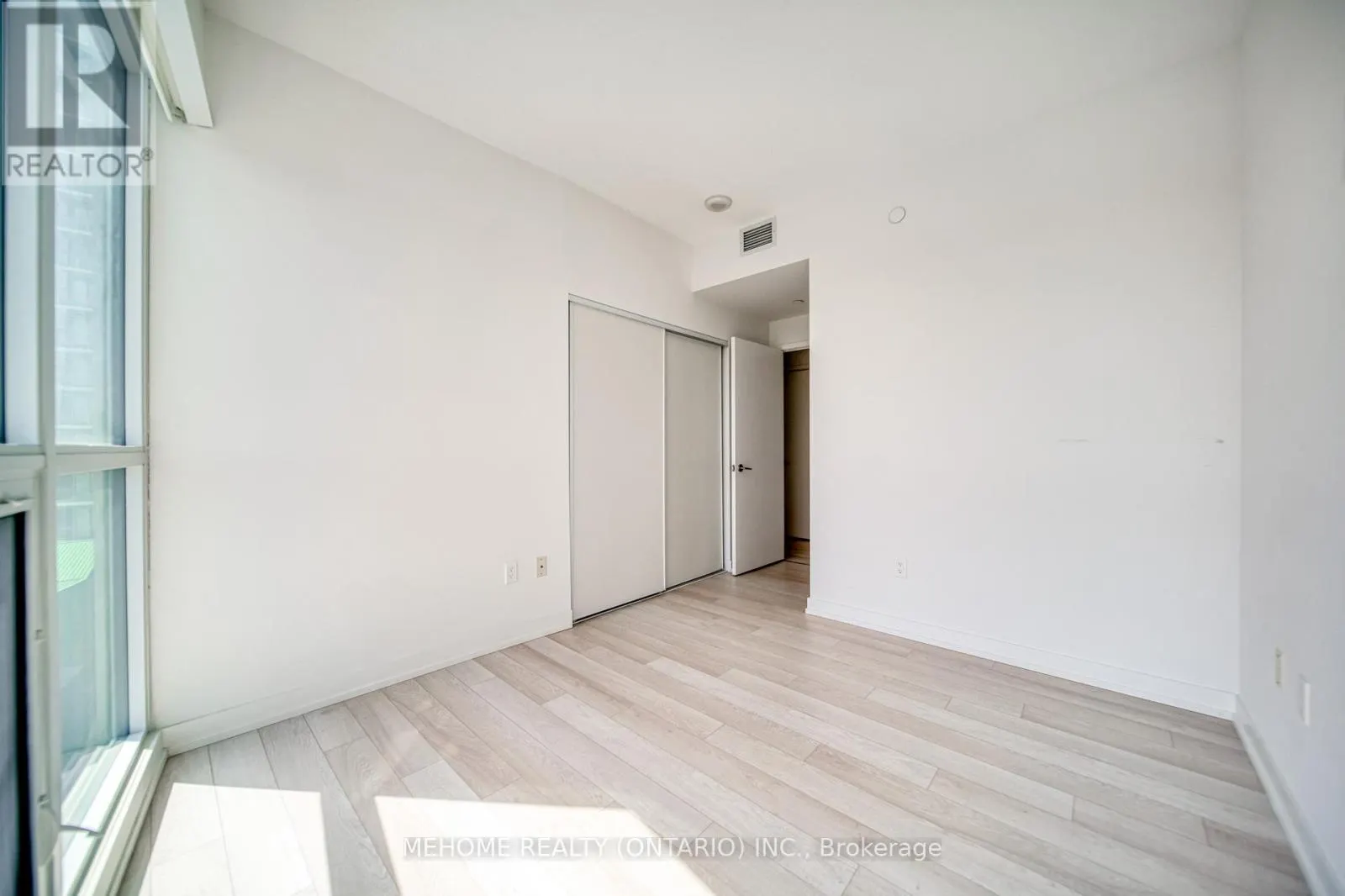 603 - 117 MCMAHON DRIVE