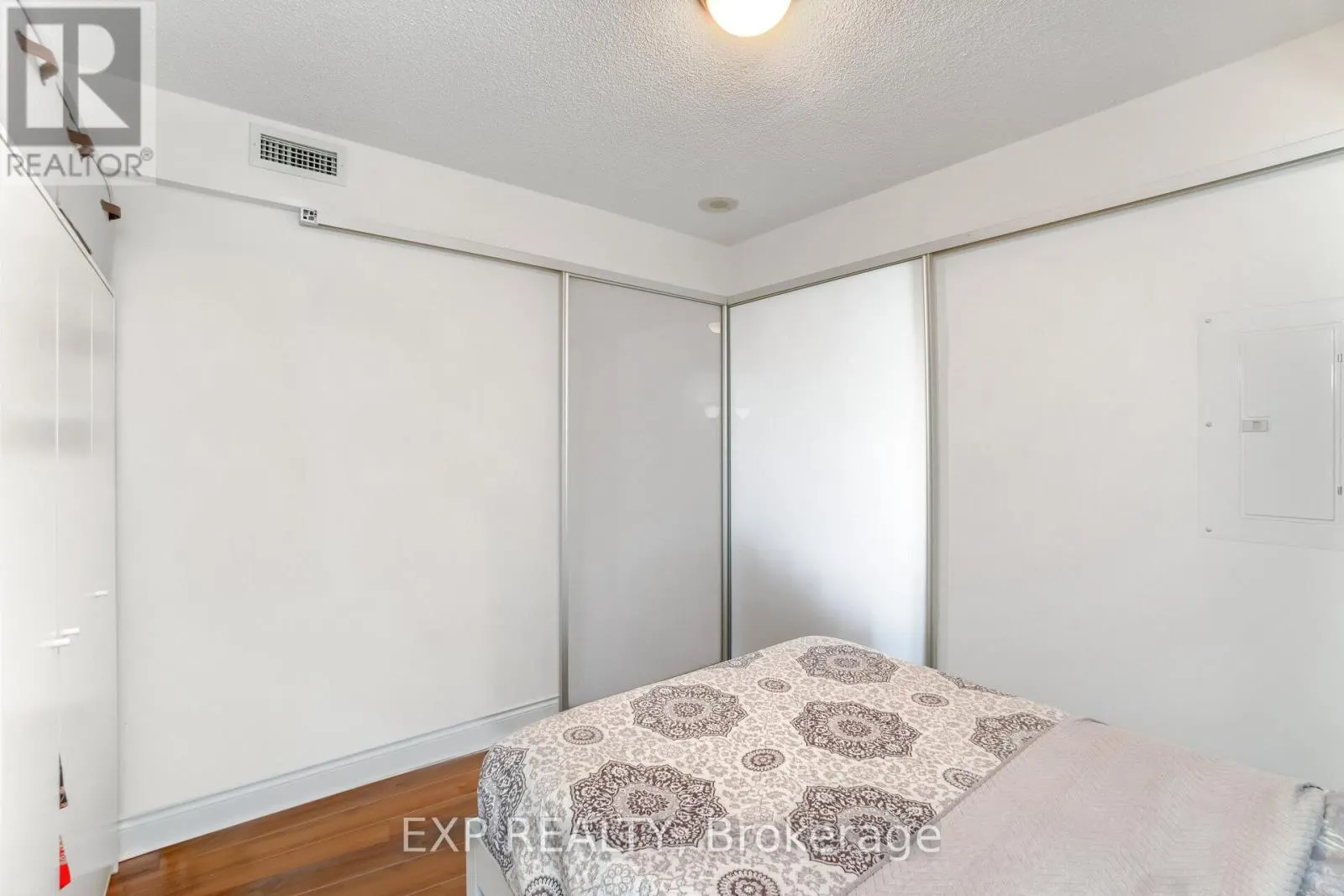 308 - 28 TED ROGERS WAY