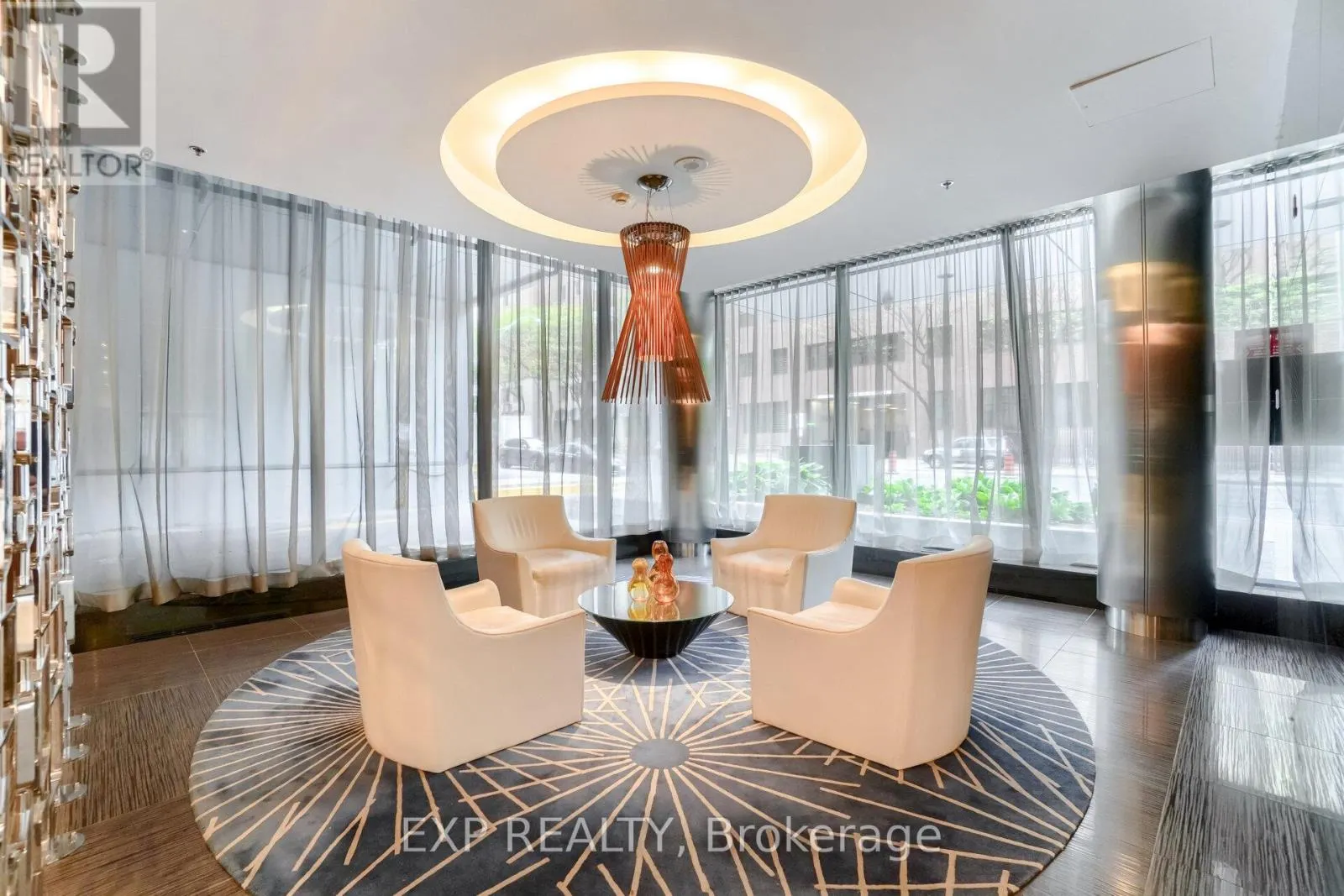308 - 28 TED ROGERS WAY